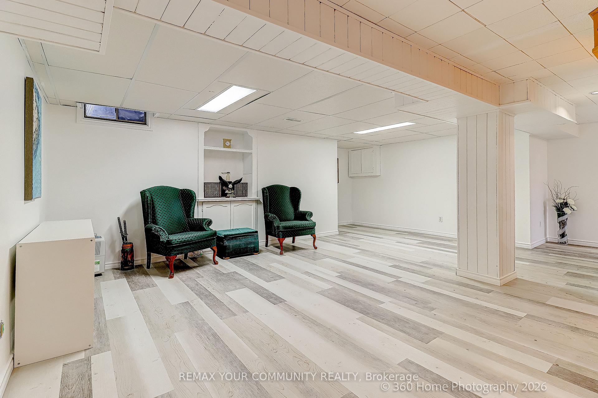 Photo 20 of 4 Mayflower Street S, Whitby, Blue Grass Meadows — HOMEH