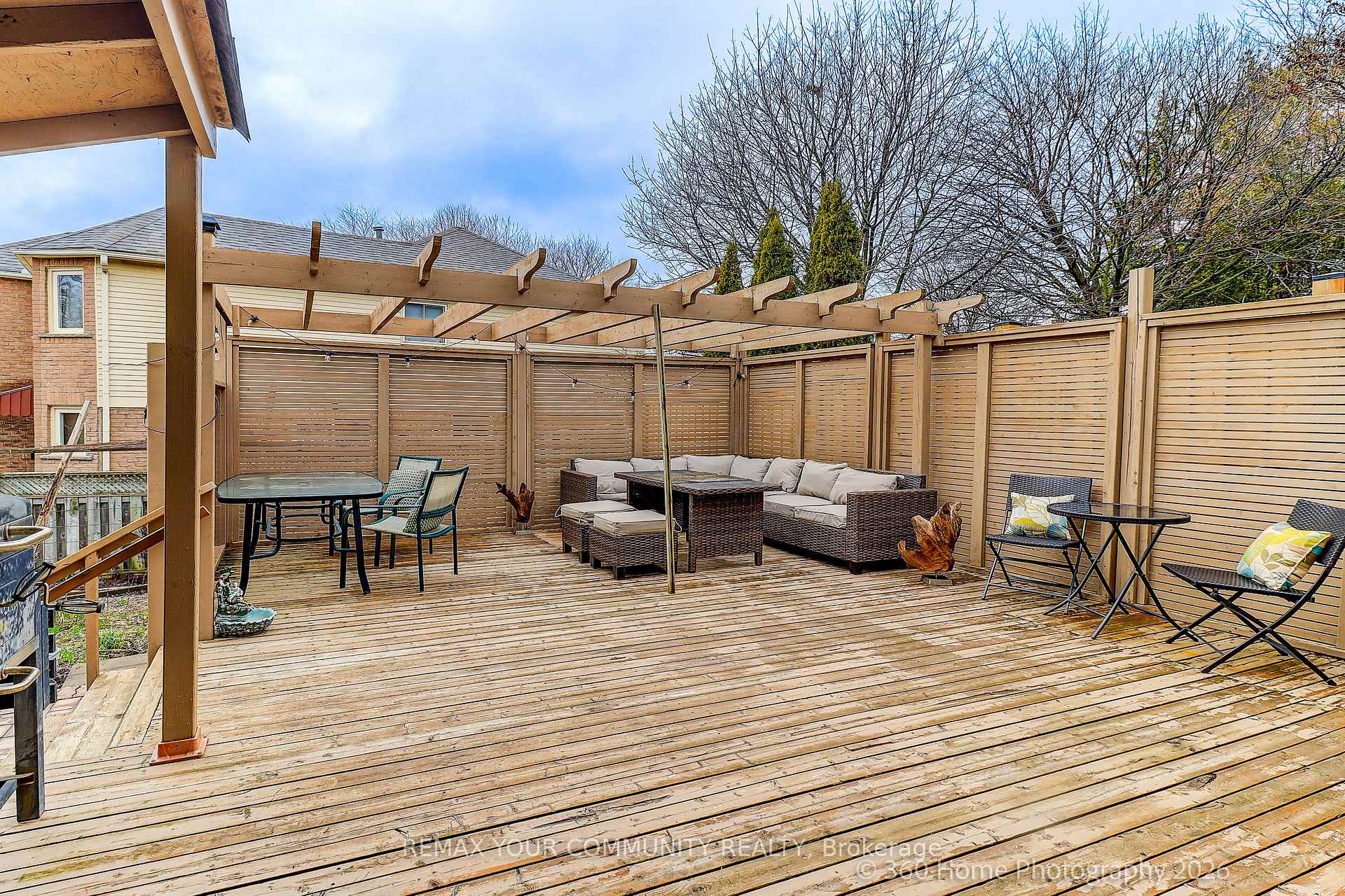 Photo 25 of 4 Mayflower Street S, Whitby, Blue Grass Meadows — HOMEH