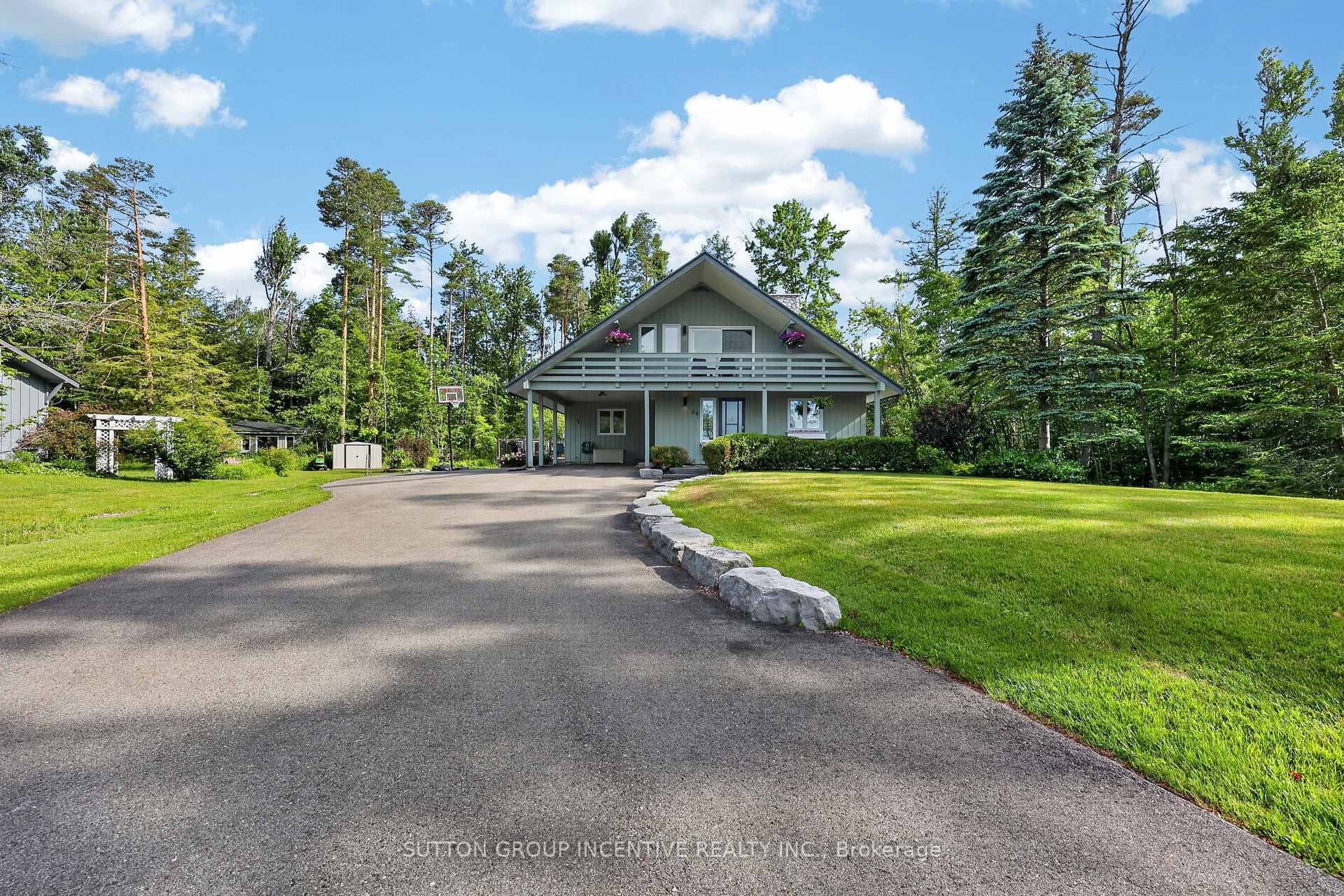 Photo 2 of 24 Brambel Road, Oro-Medonte, Rural Oro-Medonte — HOMEH