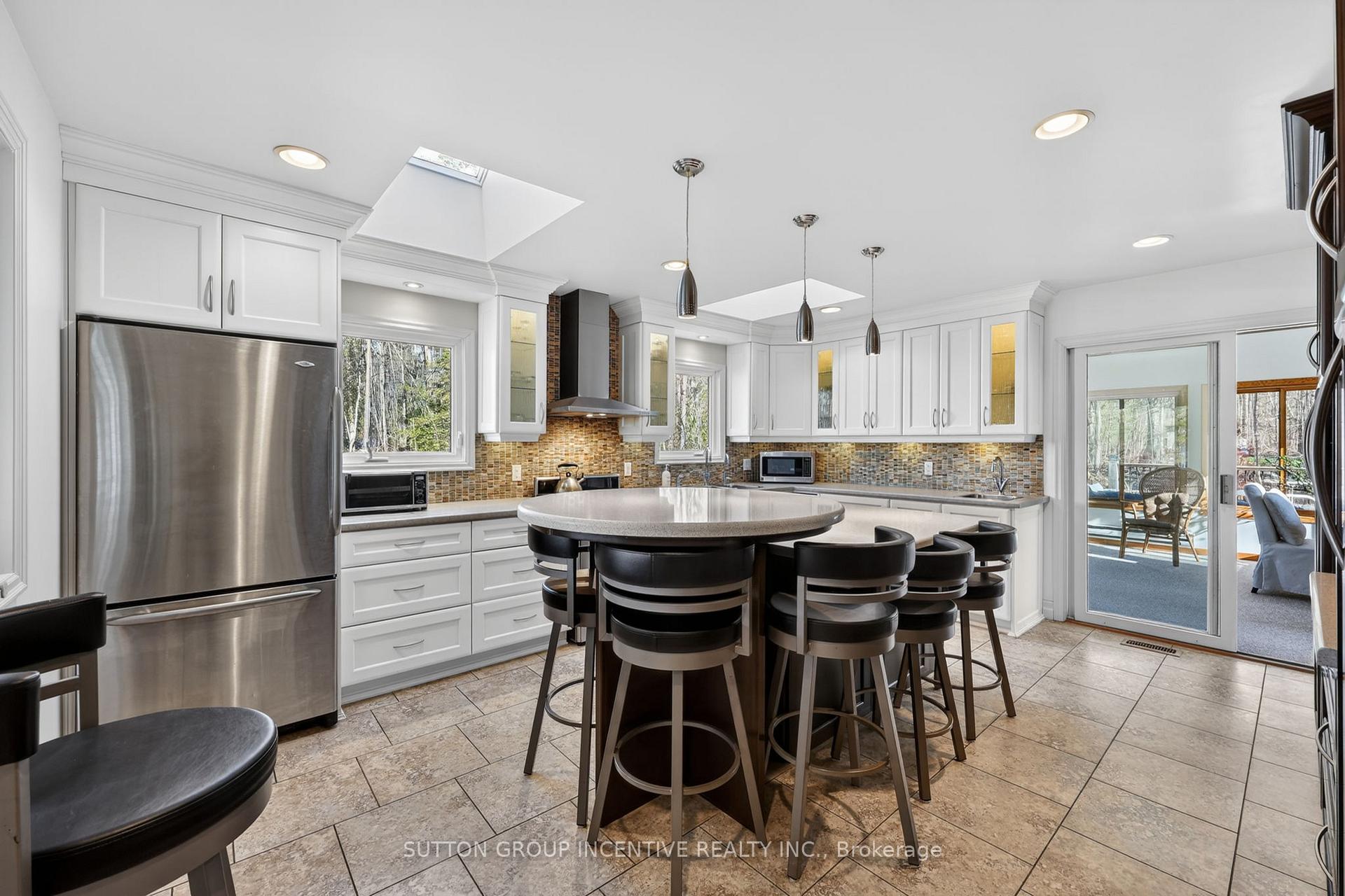 Photo 20 of 24 Brambel Road, Oro-Medonte, Rural Oro-Medonte — HOMEH