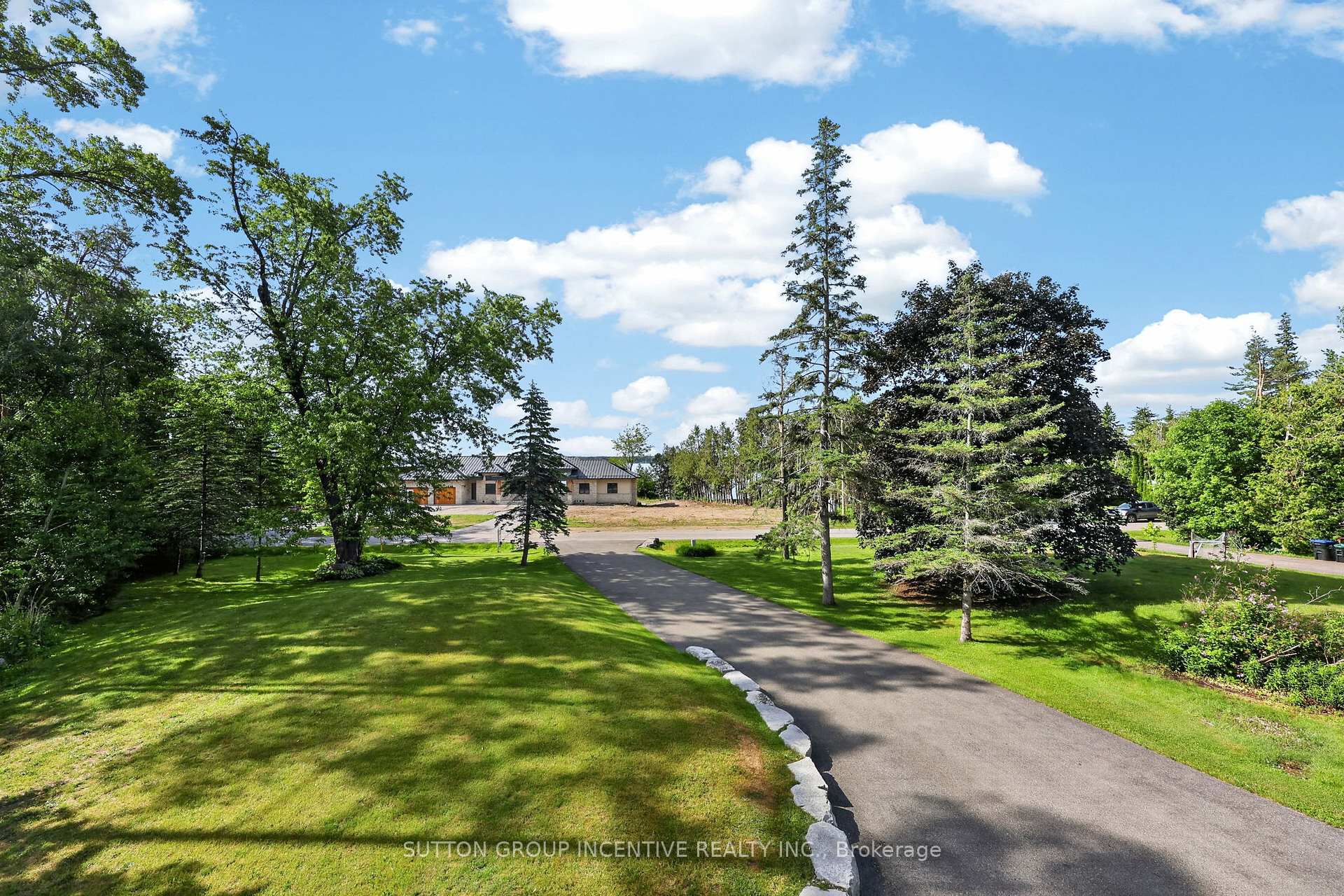 Photo 42 of 24 Brambel Road, Oro-Medonte, Rural Oro-Medonte — HOMEH
