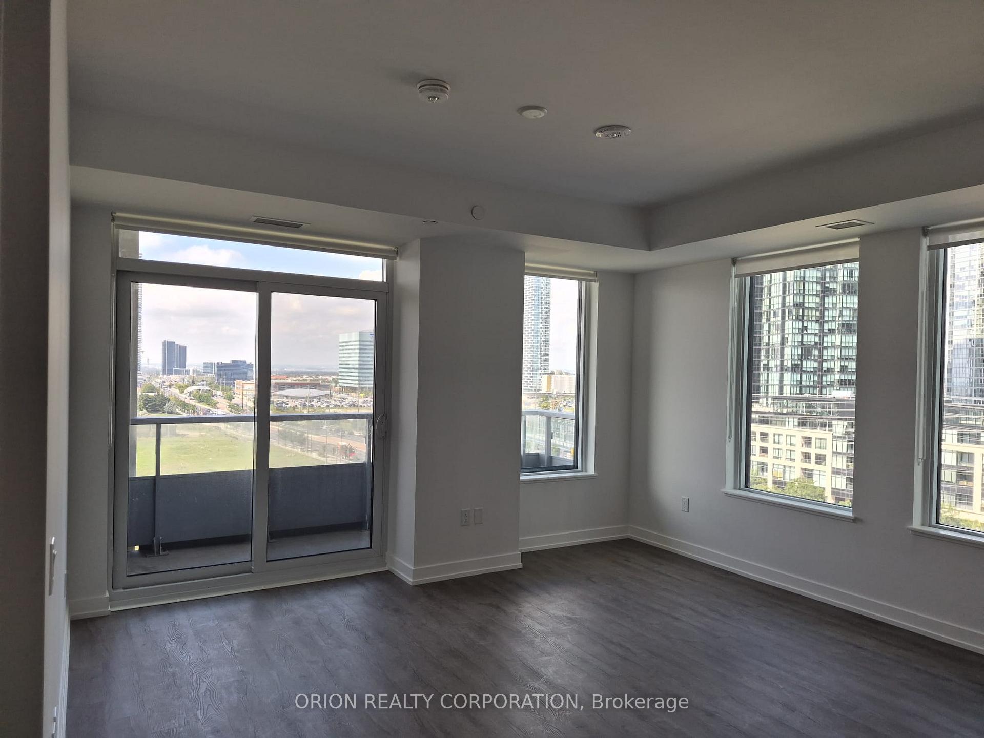 Photo 4 of Unit 806, 21 Meadowdale Road, Vaughan, Vaughan Corporate Centre — HOMEH