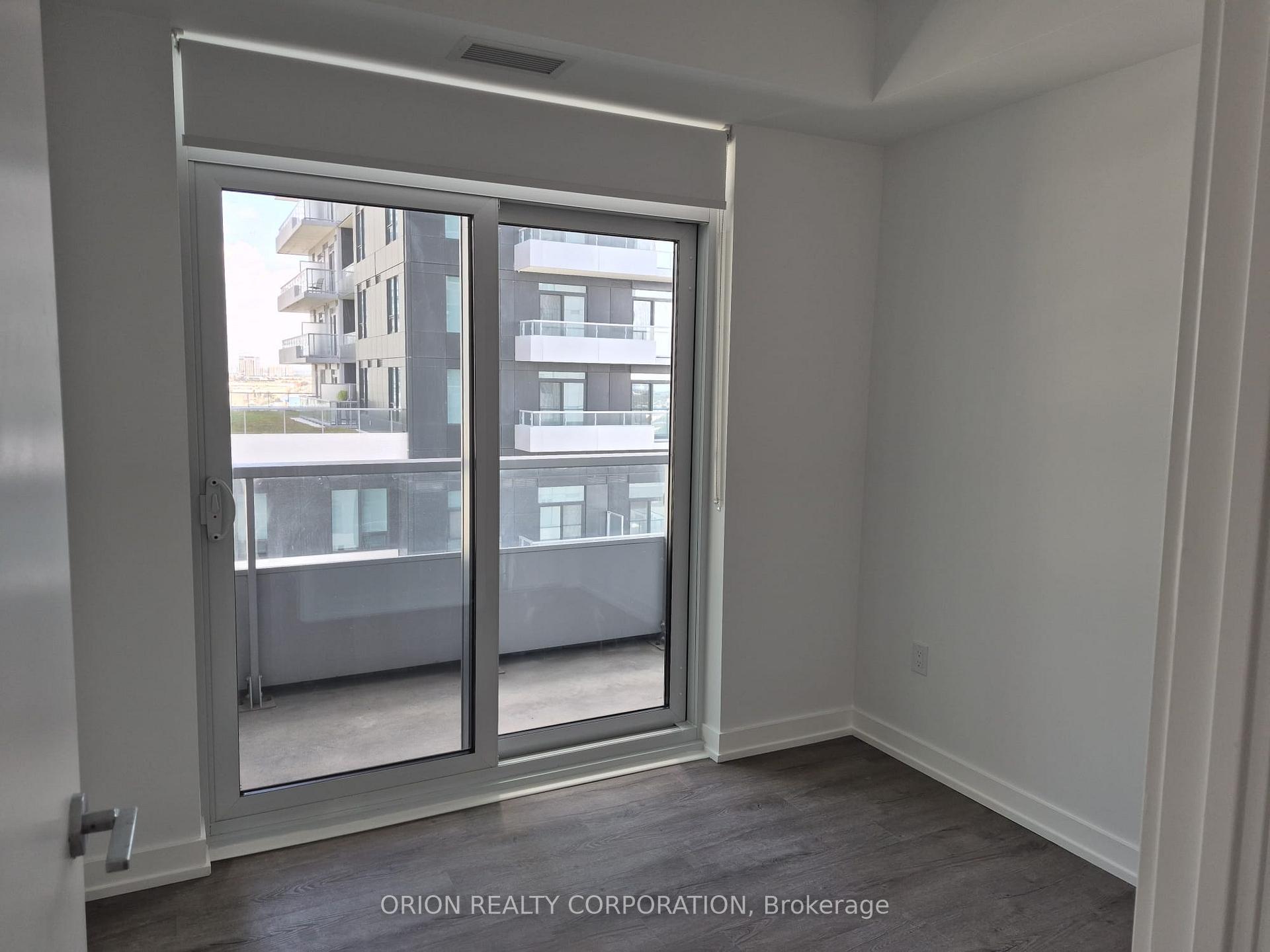 Photo 7 of Unit 806, 21 Meadowdale Road, Vaughan, Vaughan Corporate Centre — HOMEH