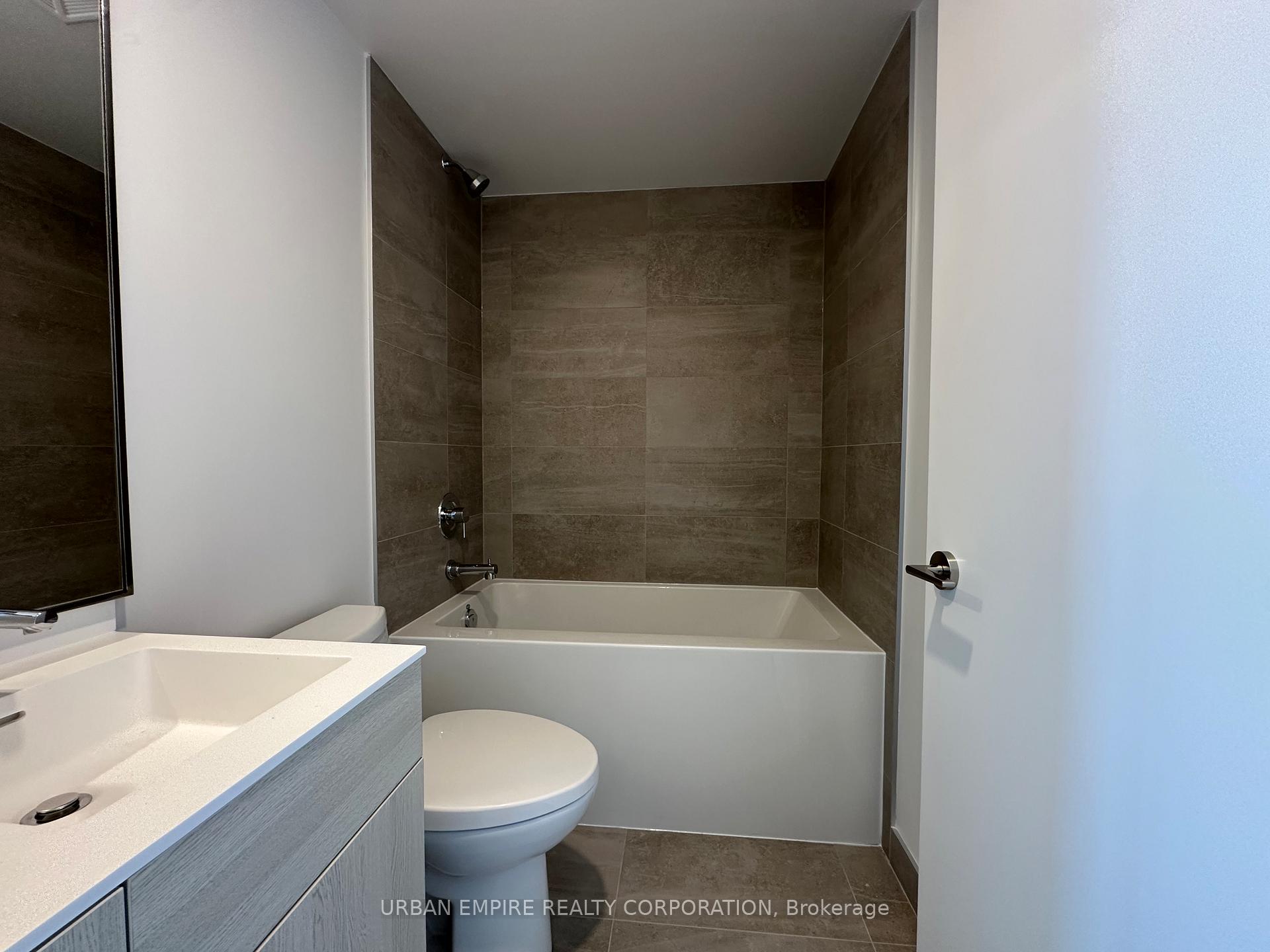 Photo 8 of Unit LPH15, 28 Eastern Avenue, Toronto, Moss Park — HOMEH