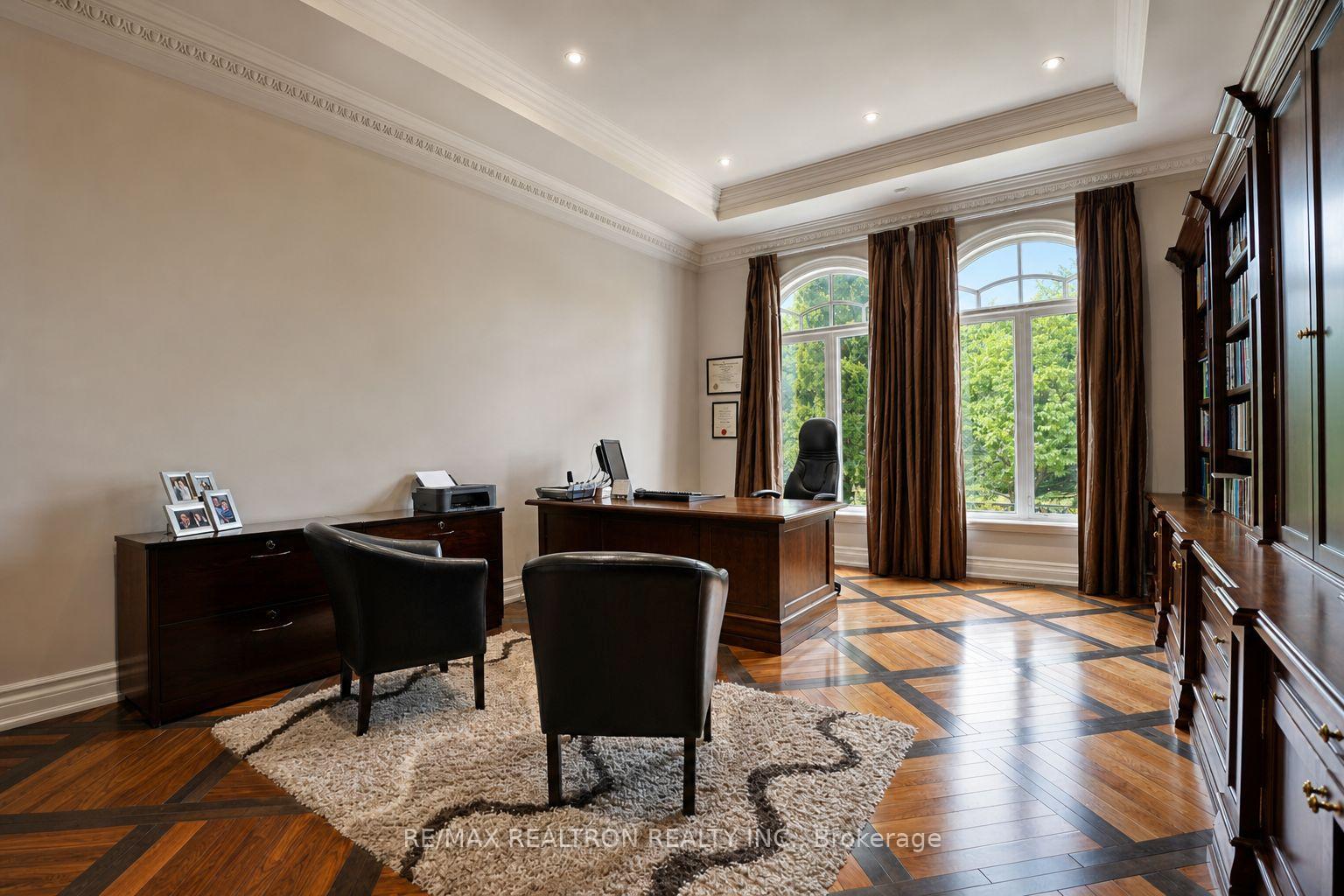 Photo 7 of 25 Parr Place, Vaughan, Uplands — HOMEH