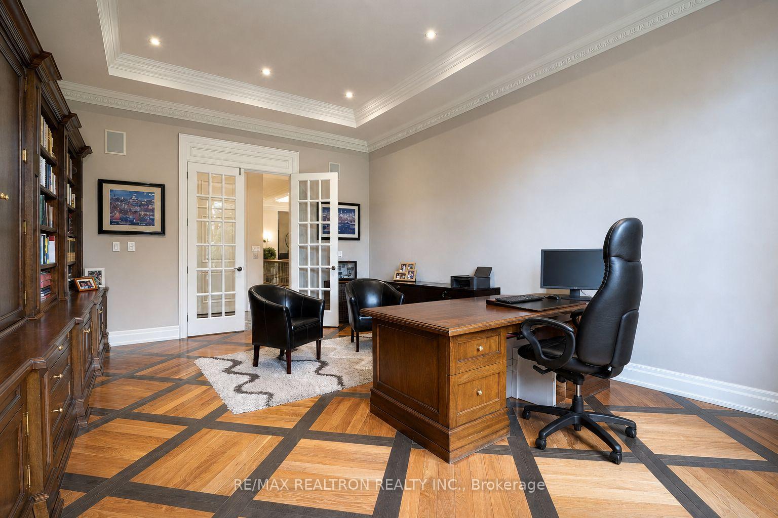Photo 8 of 25 Parr Place, Vaughan, Uplands — HOMEH