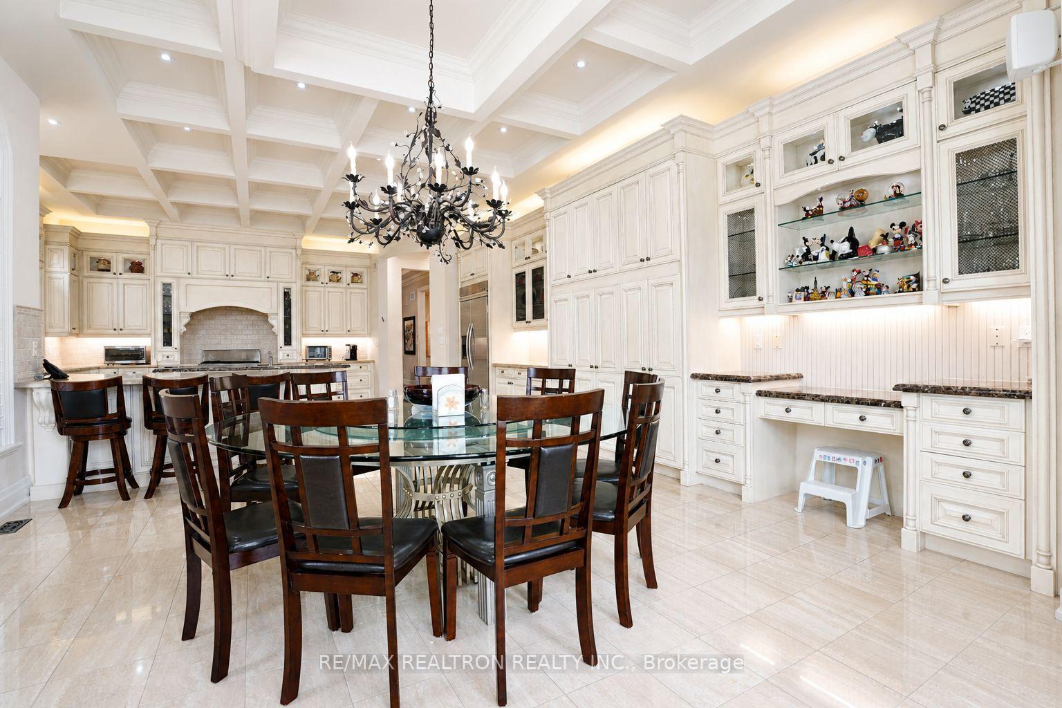 Photo 13 of 25 Parr Place, Vaughan, Uplands — HOMEH