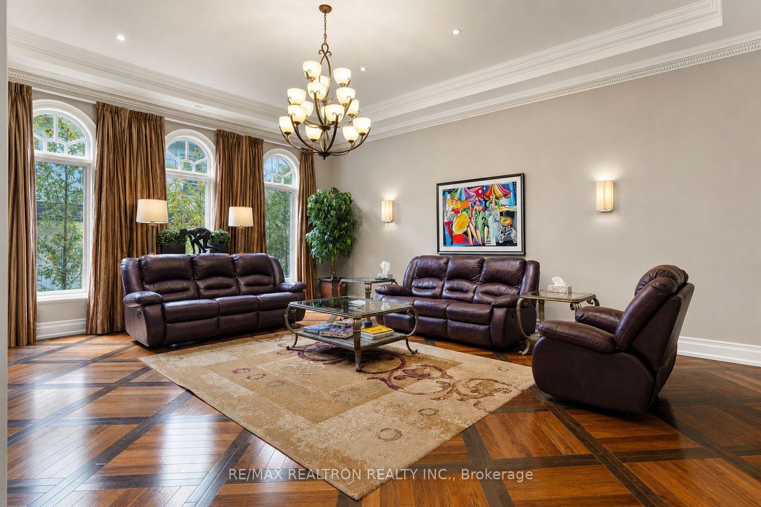 Photo 14 of 25 Parr Place, Vaughan, Uplands — HOMEH