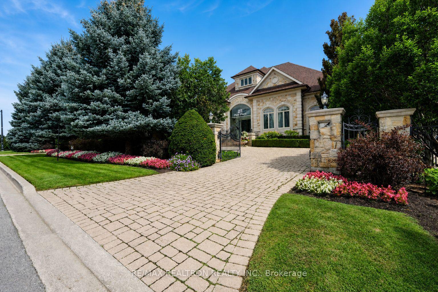 Photo 36 of 25 Parr Place, Vaughan, Uplands — HOMEH