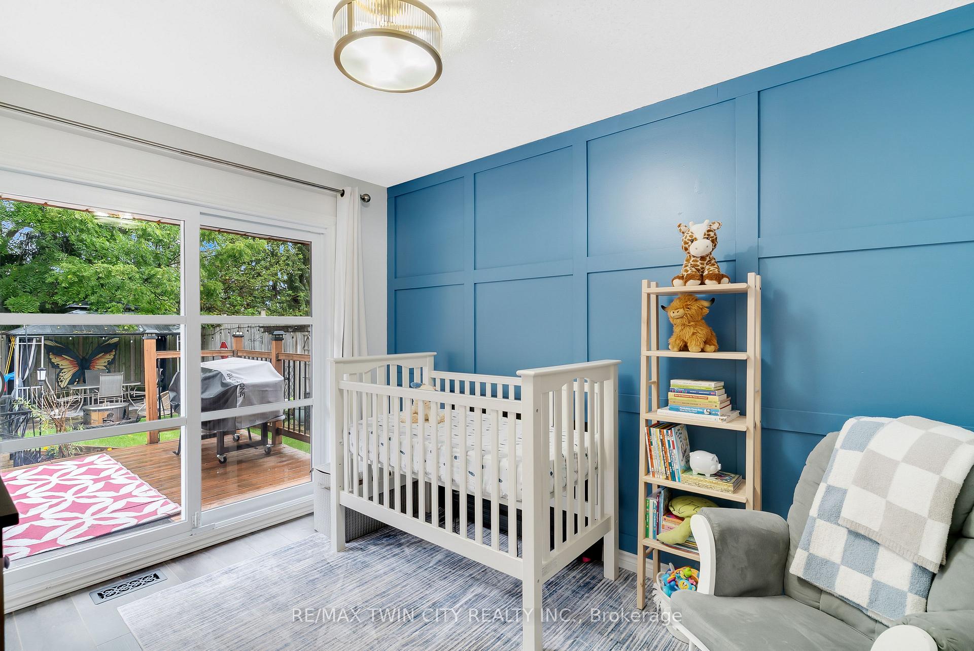 Photo 14 of 83 Kimberly Crescent, Kitchener, Laurentian Hills — HOMEH
