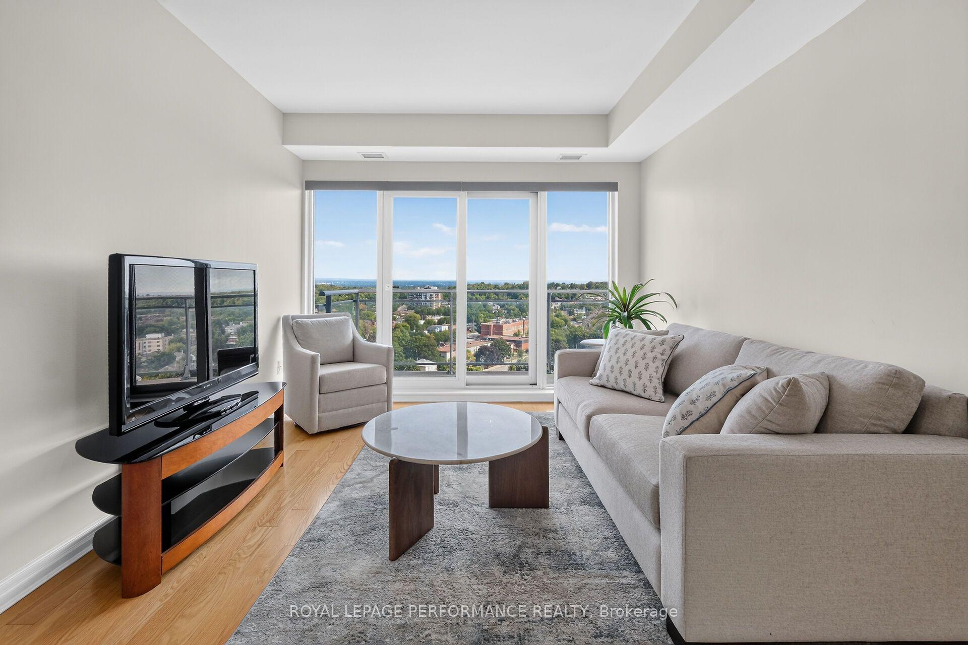 Photo 14 of Unit 1606, 90 Landry Street, Ottawa, Vanier — HOMEH