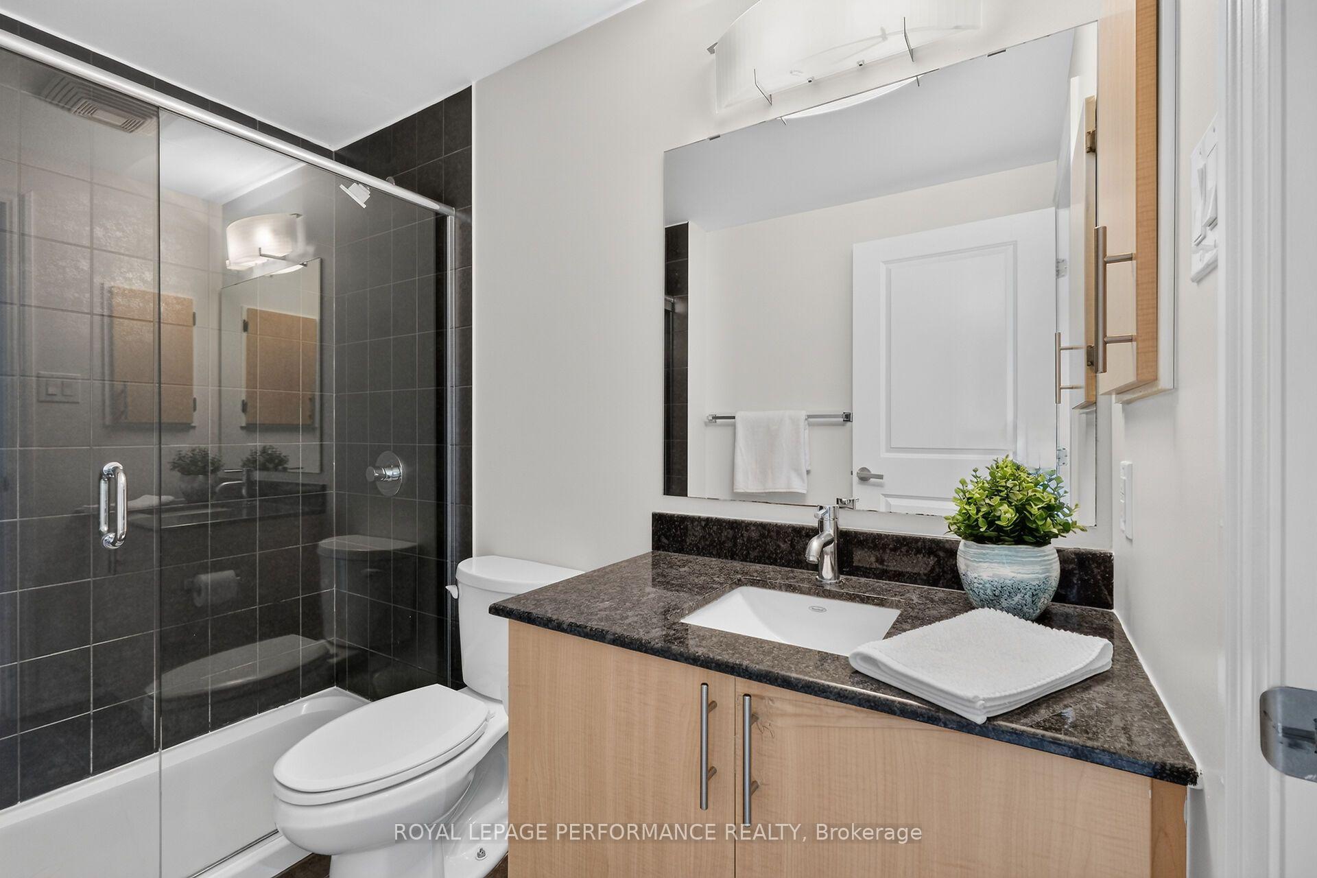 Photo 24 of Unit 1606, 90 Landry Street, Ottawa, Vanier — HOMEH