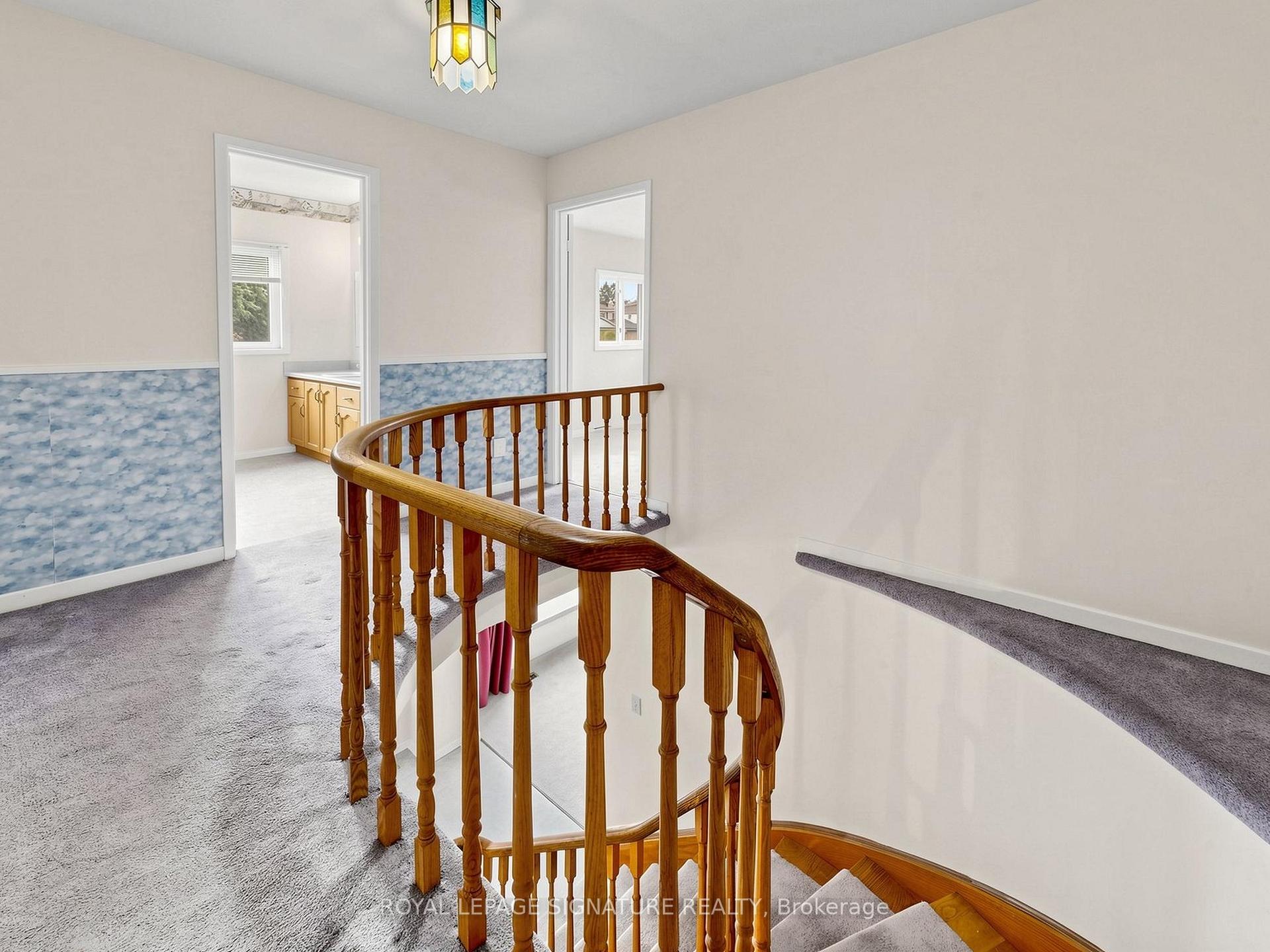 Photo 26 of 94 Howlett Avenue, Newmarket, Huron Heights-Leslie Valley — HOMEH