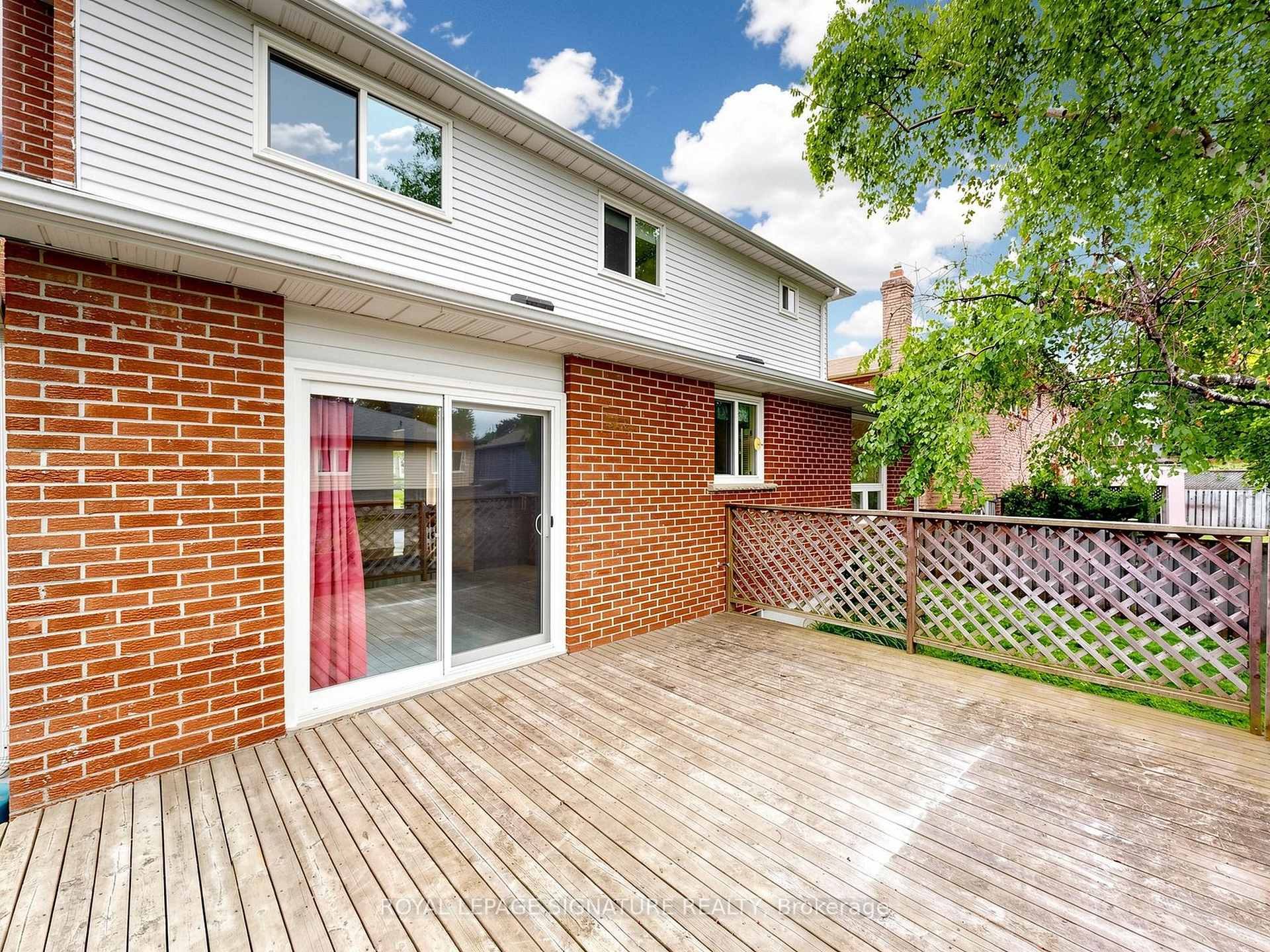 Photo 44 of 94 Howlett Avenue, Newmarket, Huron Heights-Leslie Valley — HOMEH