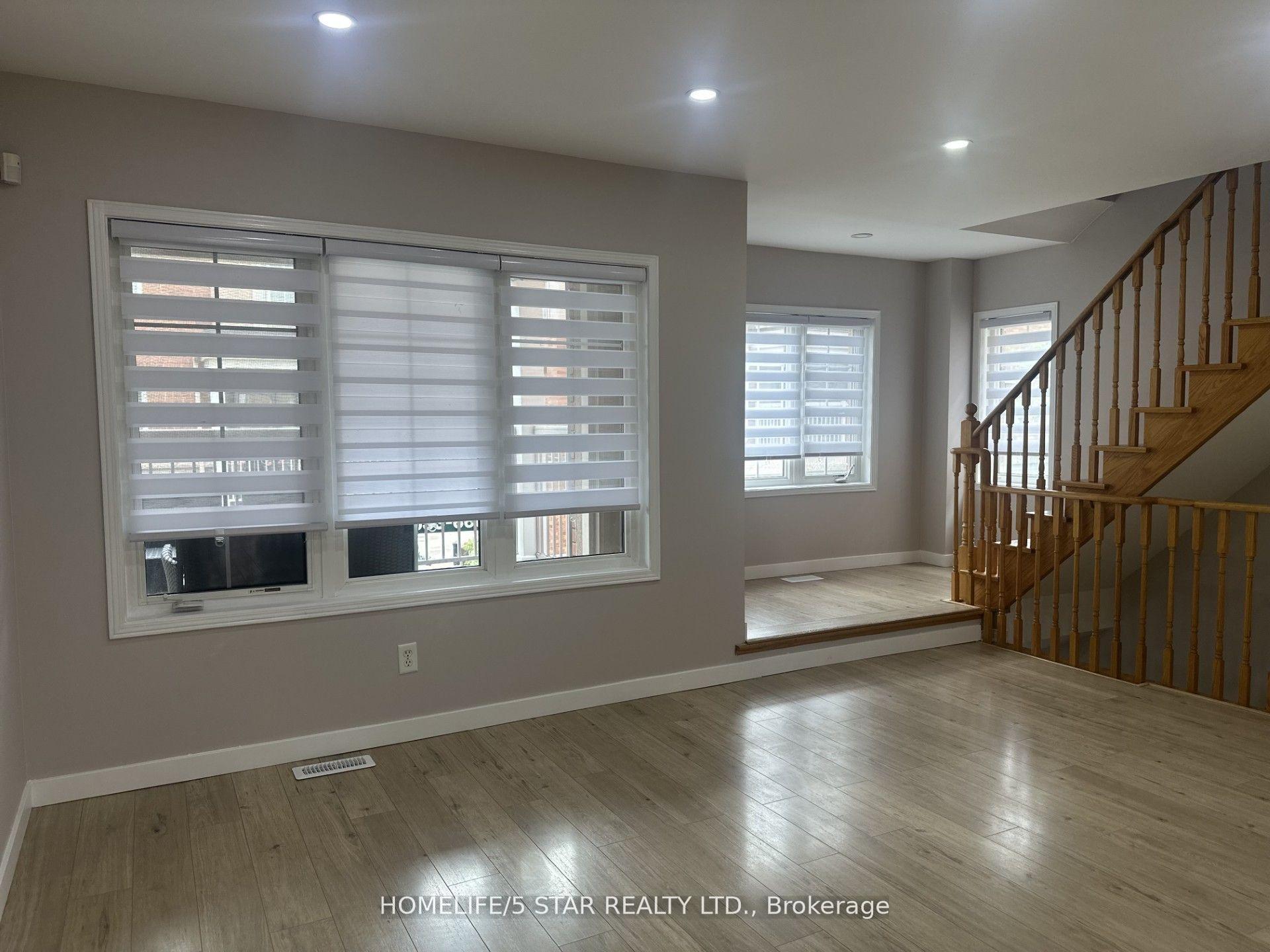 Photo 7 of Unit 27, 375 Cook Road, North York, York University Heights — HOMEH
