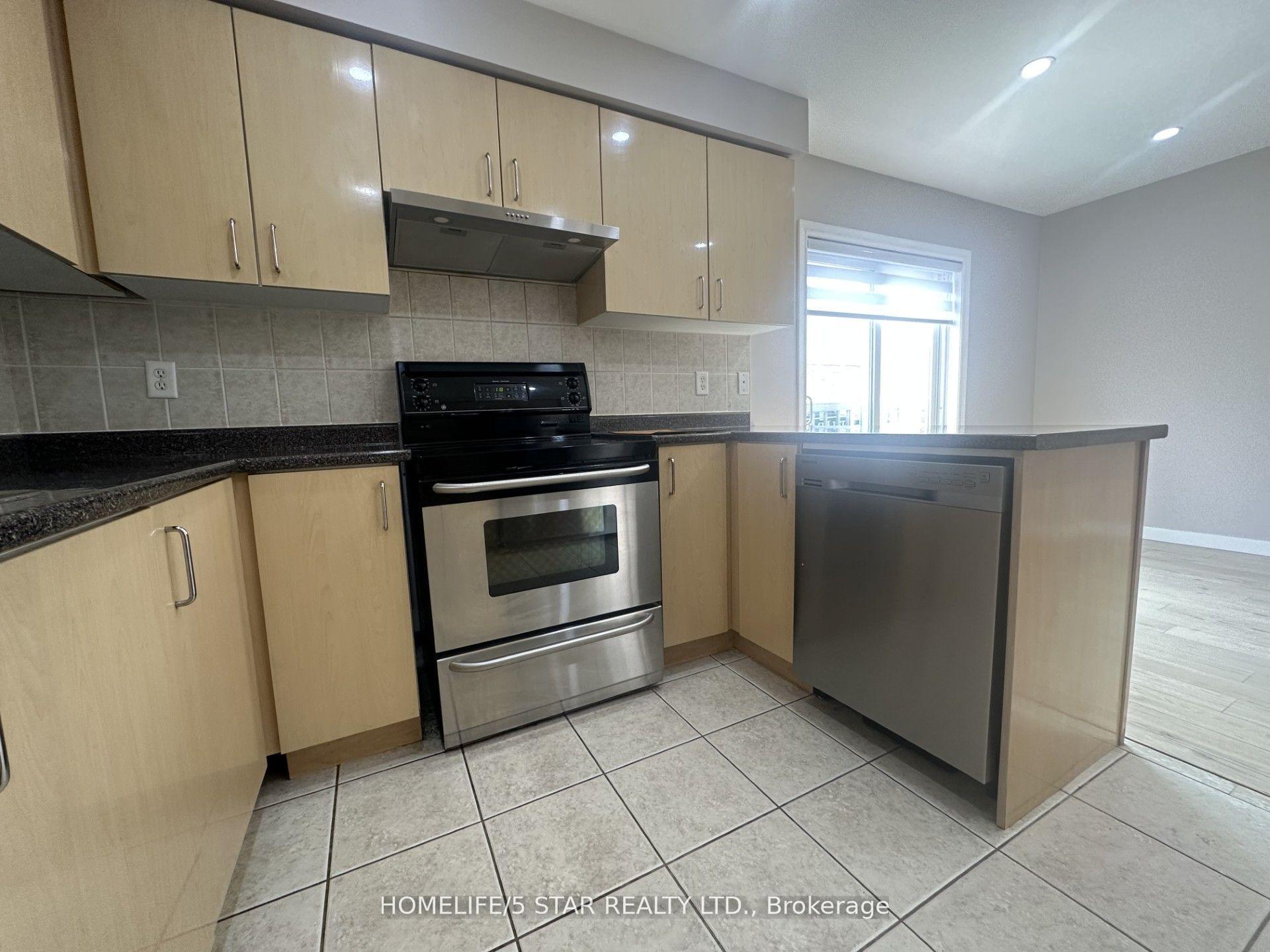 Photo 13 of Unit 27, 375 Cook Road, North York, York University Heights — HOMEH