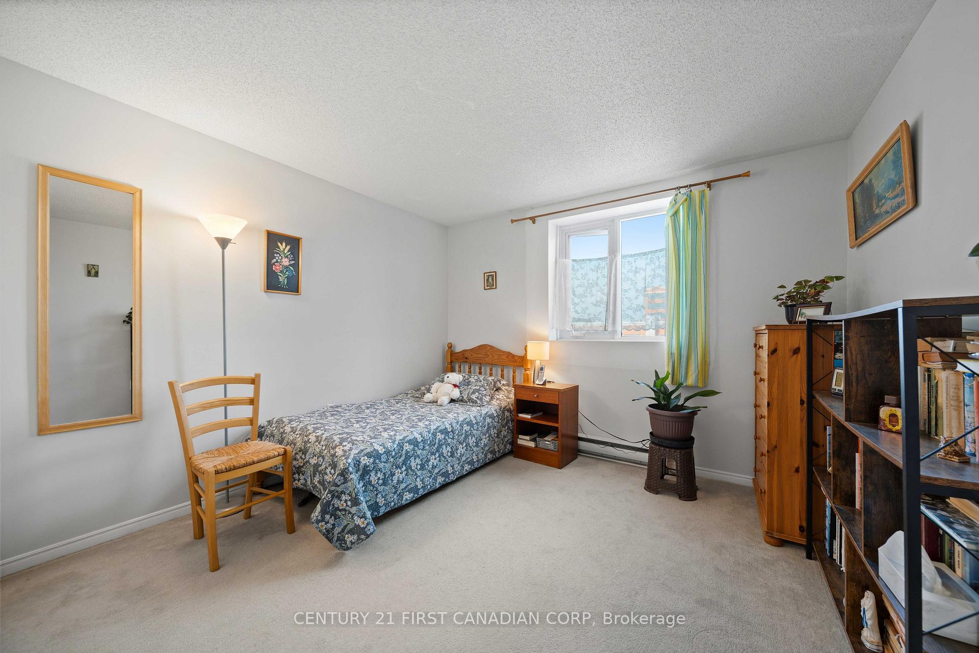 Photo 23 of Unit 608, 77 Baseline Road W, London, South E — HOMEH