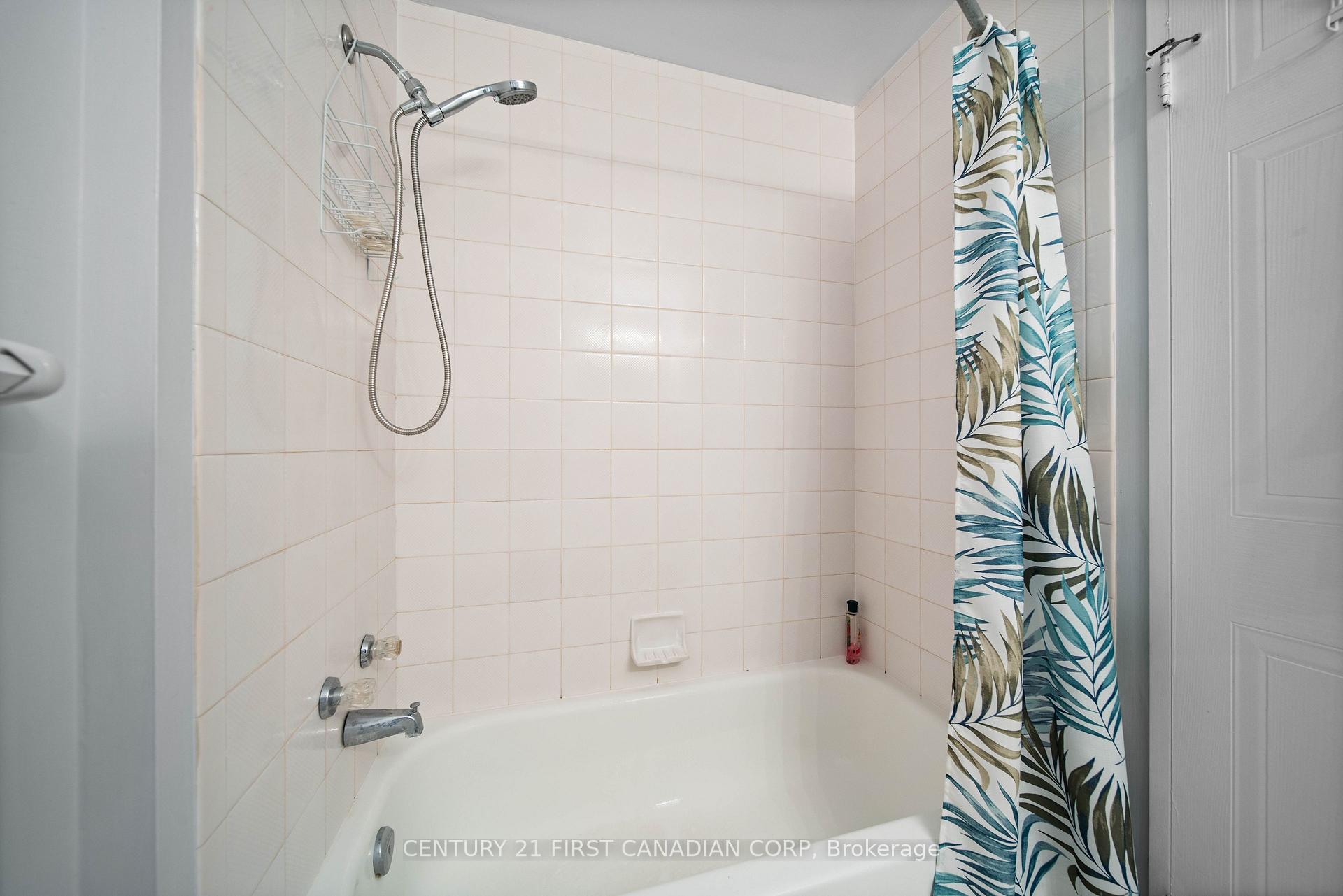 Photo 26 of Unit 608, 77 Baseline Road W, London, South E — HOMEH