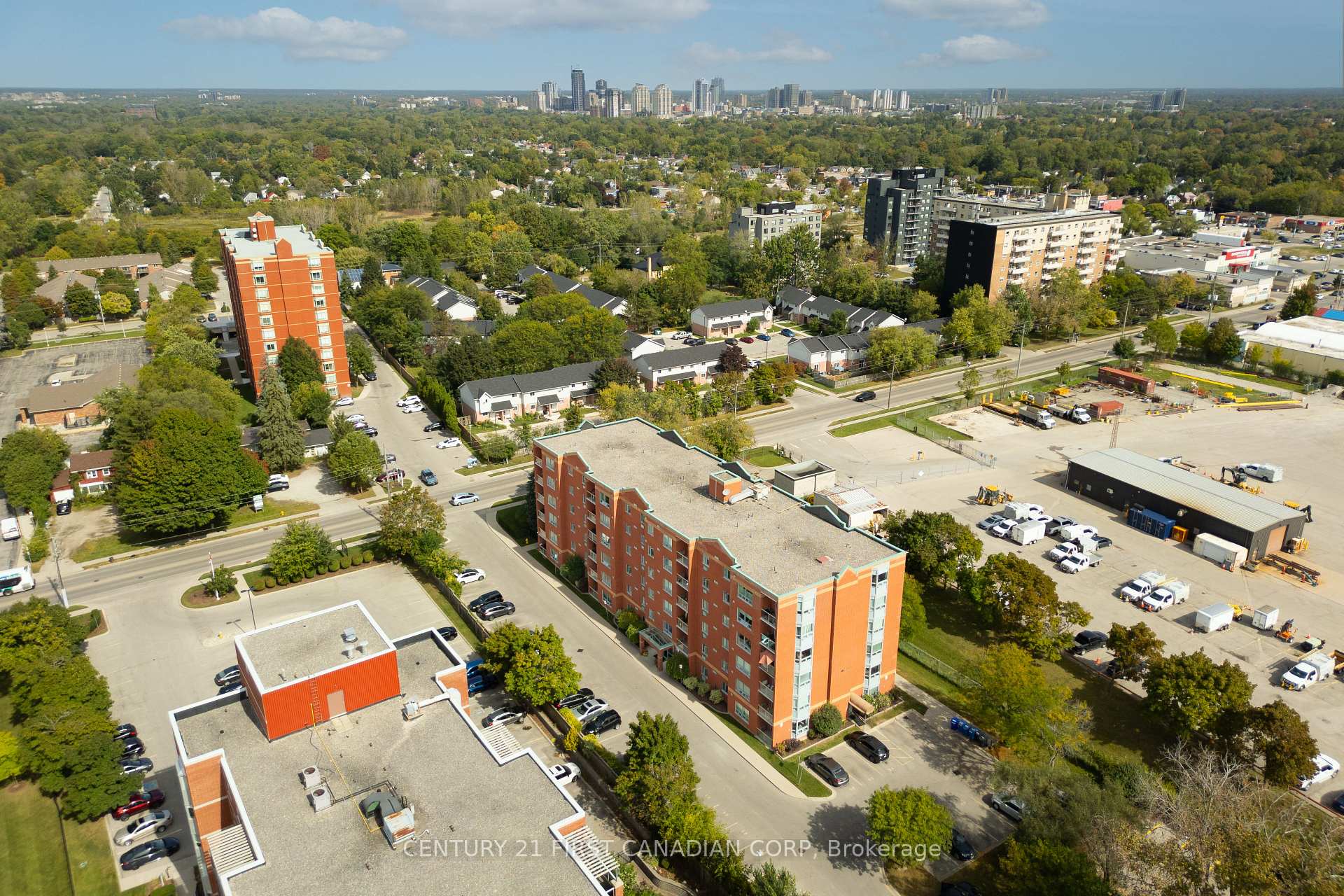 Photo 40 of Unit 608, 77 Baseline Road W, London, South E — HOMEH