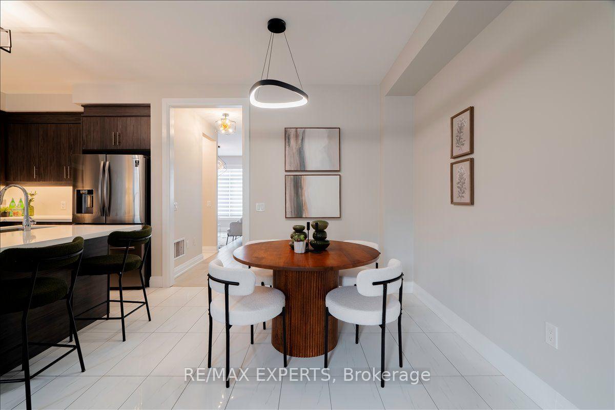 Photo 18 of 4025 Sixth Line, Oakville, Glenorchy — HOMEH