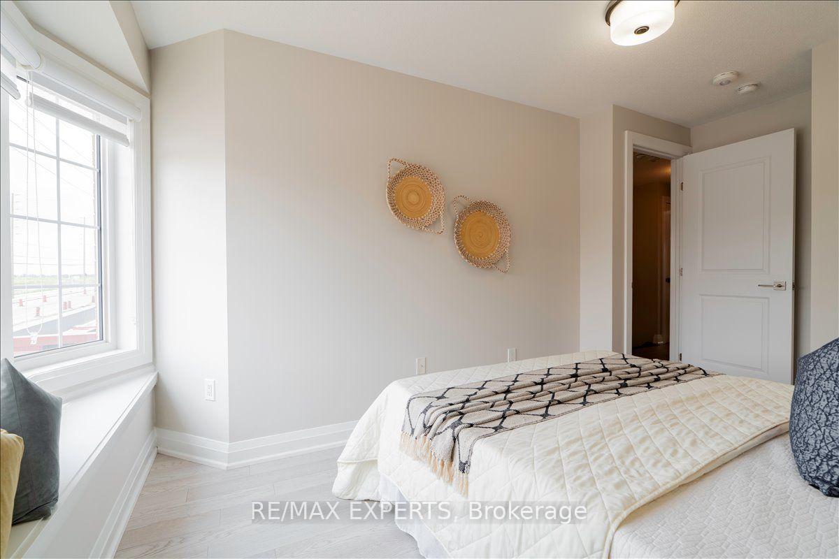 Photo 35 of 4025 Sixth Line, Oakville, Glenorchy — HOMEH