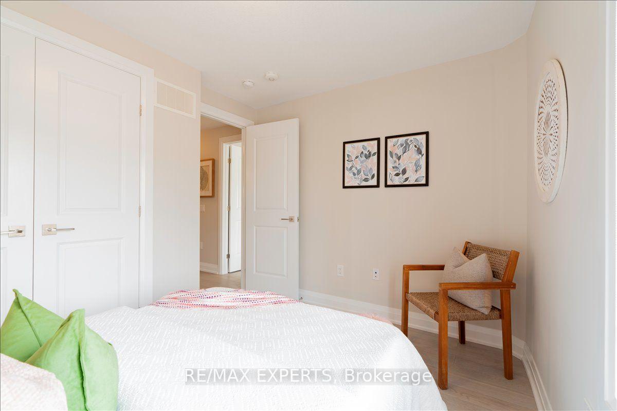 Photo 38 of 4025 Sixth Line, Oakville, Glenorchy — HOMEH