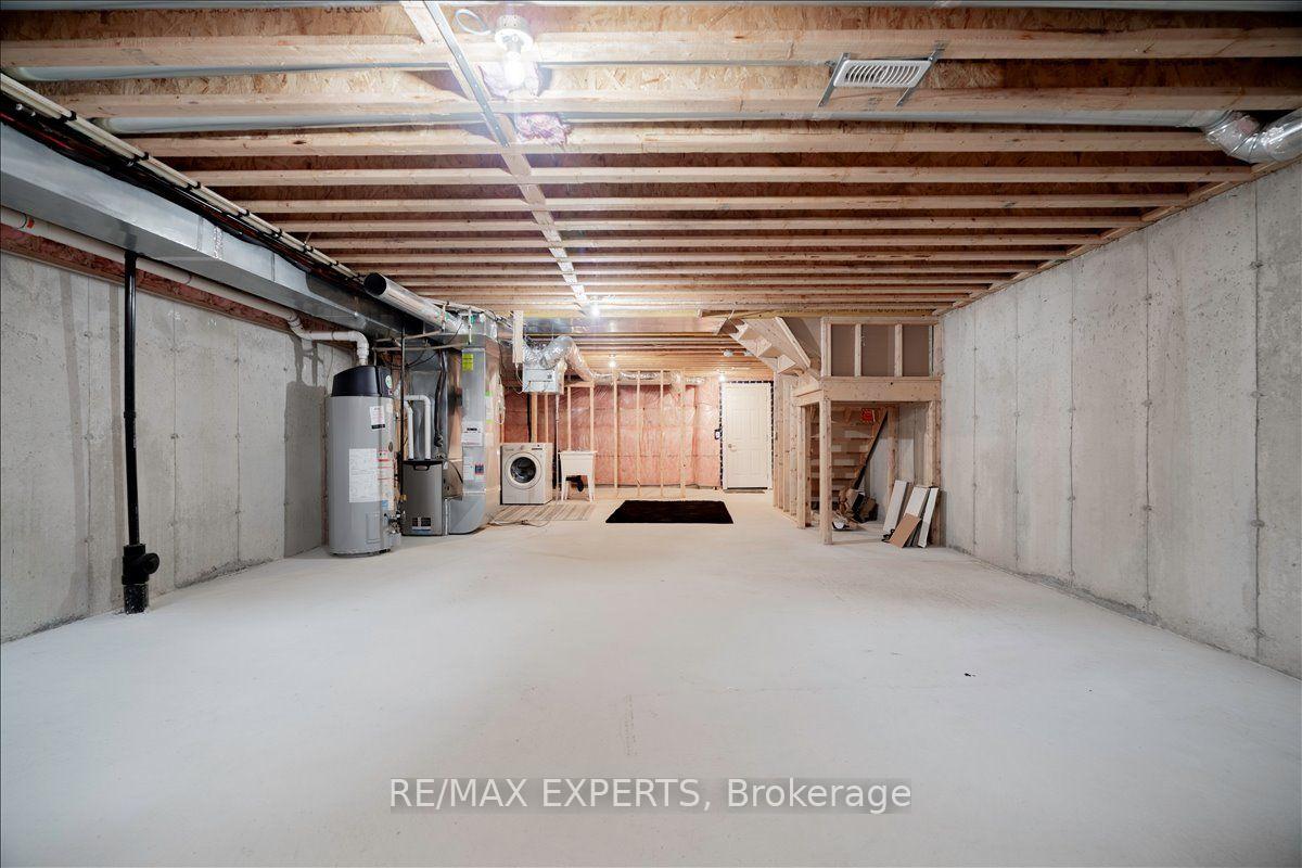 Photo 43 of 4025 Sixth Line, Oakville, Glenorchy — HOMEH