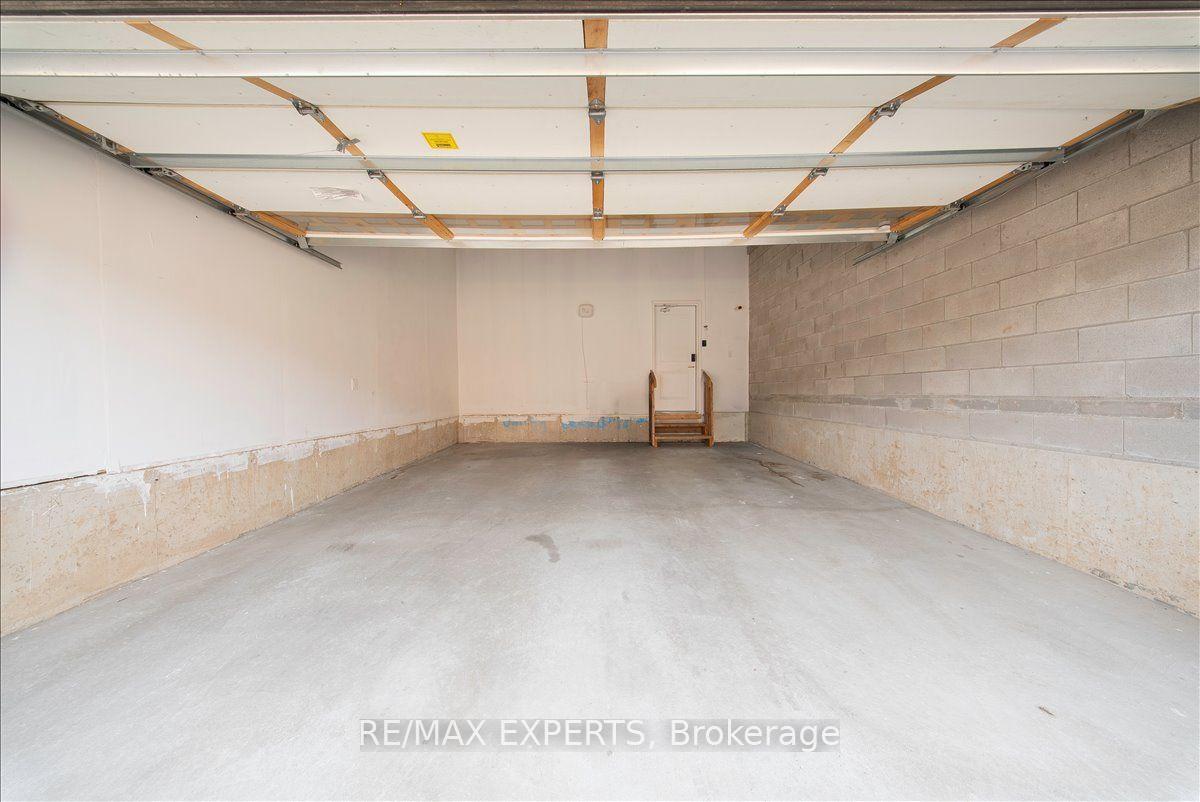 Photo 47 of 4025 Sixth Line, Oakville, Glenorchy — HOMEH