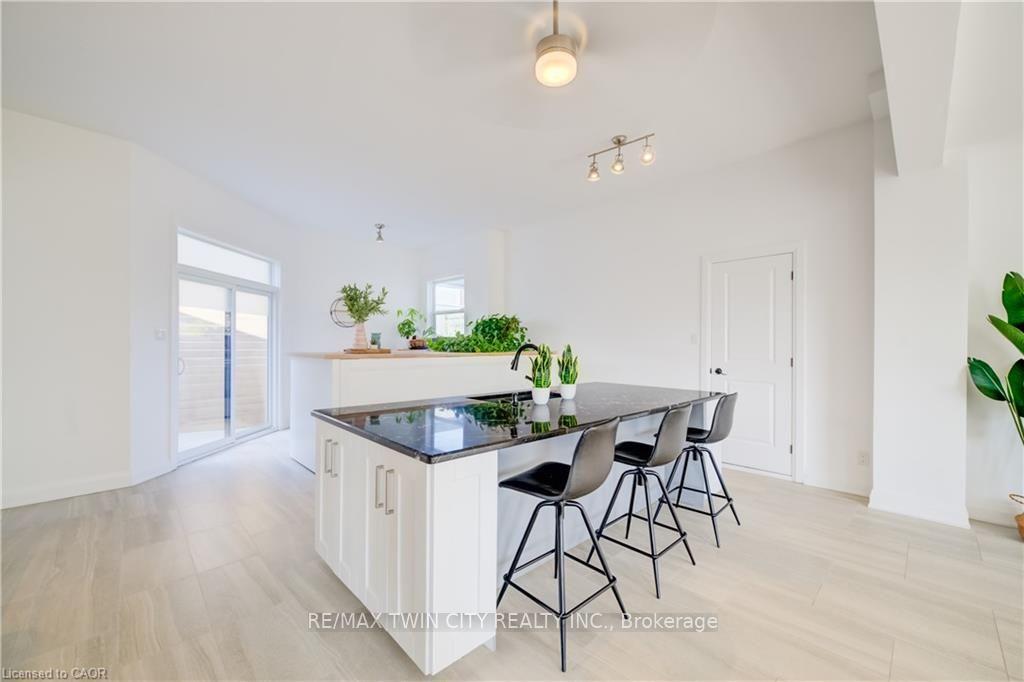 Photo 10 of 149 Woolwich Street, Waterloo, Bridgeport — HOMEH