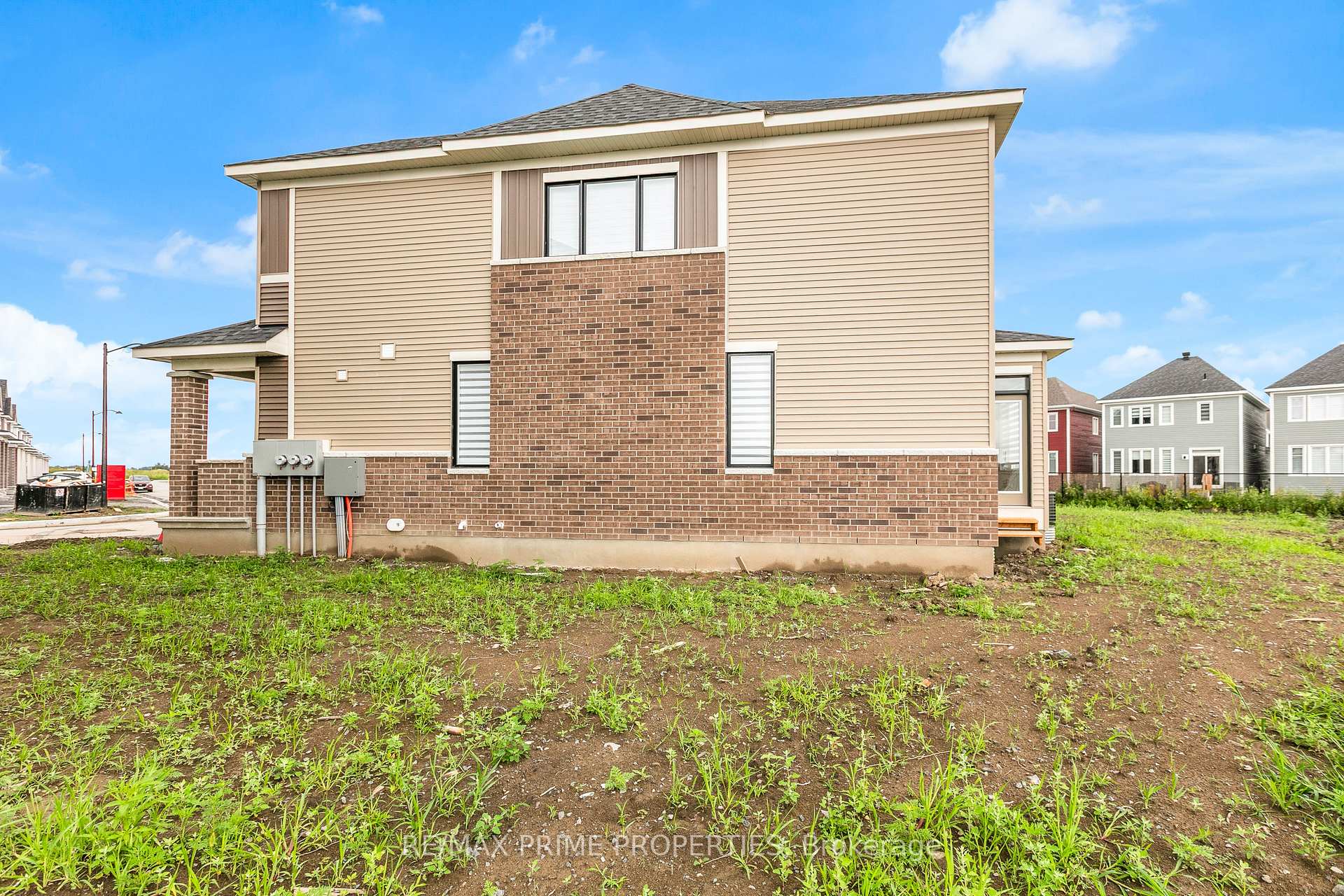 Photo 3 of 745 Haflinger Row, Ottawa, Btwn Franktown Rd. & Fallowfield Rd. — HOMEH