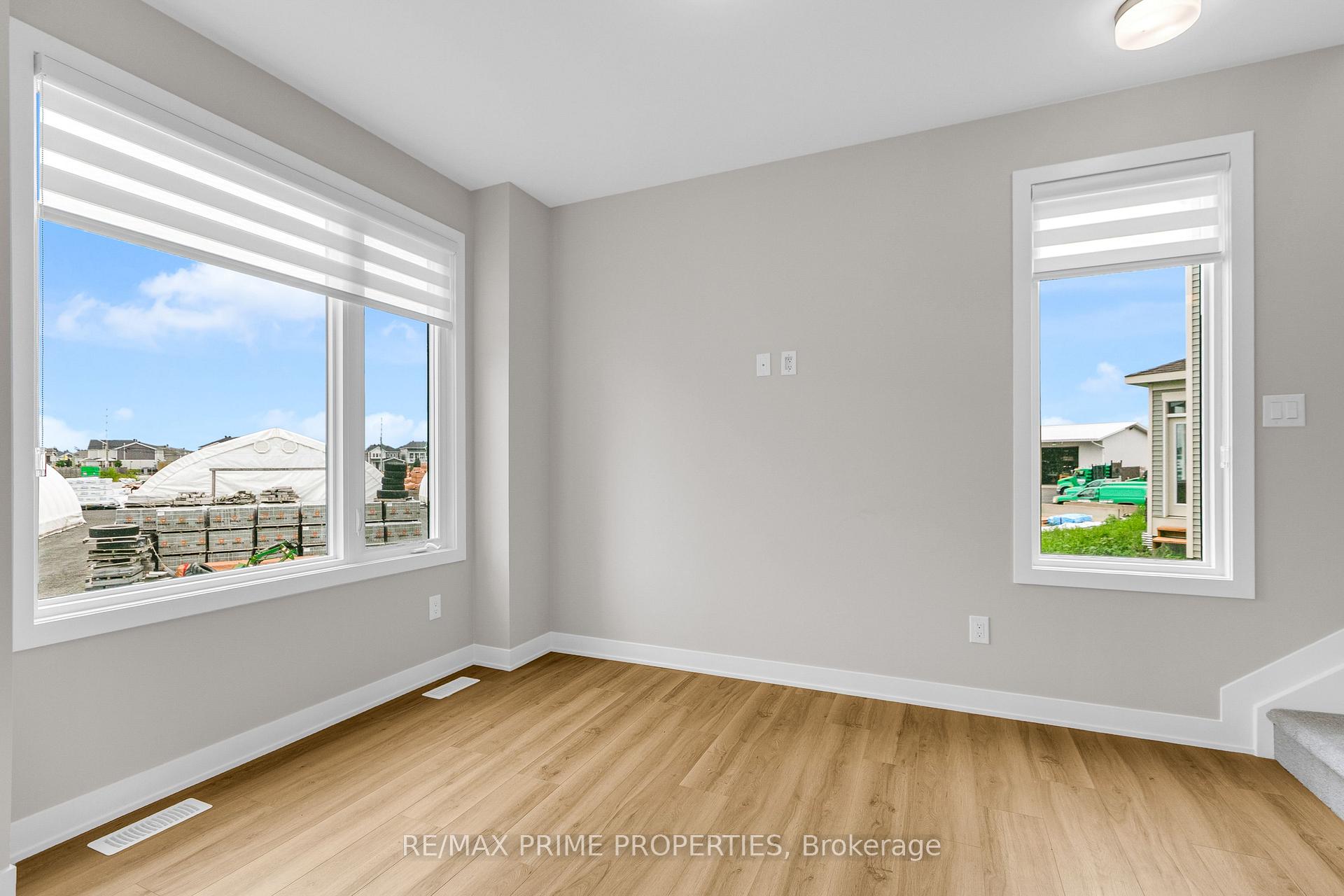 Photo 12 of 745 Haflinger Row, Ottawa, Btwn Franktown Rd. & Fallowfield Rd. — HOMEH