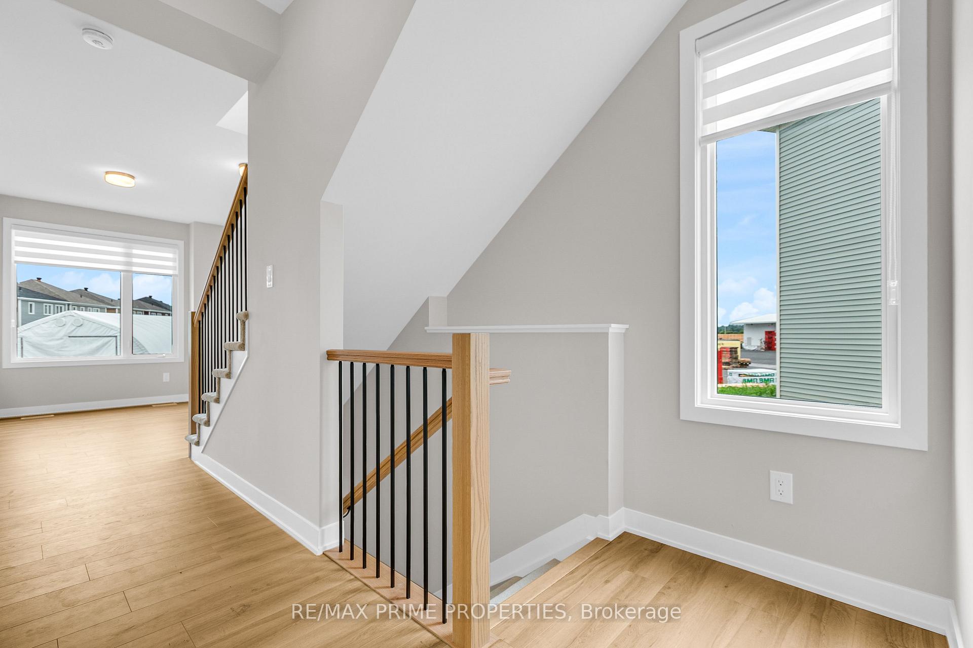 Photo 33 of 745 Haflinger Row, Ottawa, Btwn Franktown Rd. & Fallowfield Rd. — HOMEH