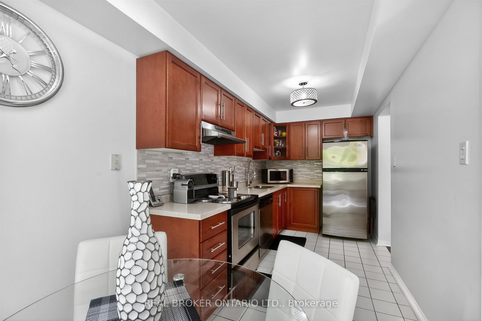 Photo 16 of Unit 102, 86 Joymar Drive, Mississauga, Streetsville — HOMEH