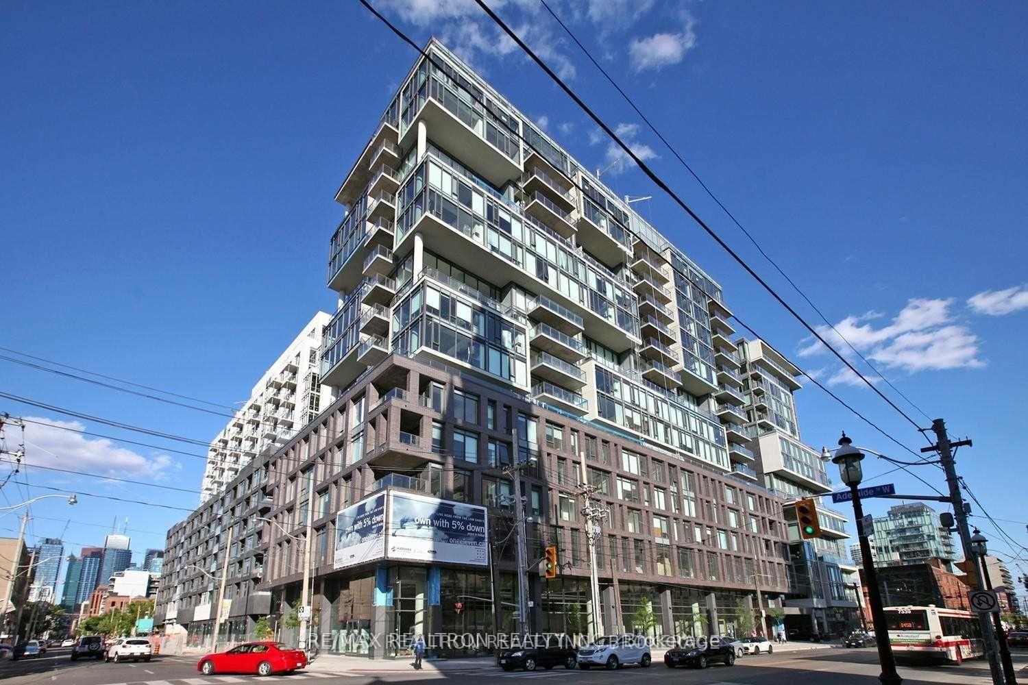 Photo 2 of Unit 1602, 111 Bathurst Street, Toronto, Waterfront Communities — HOMEH