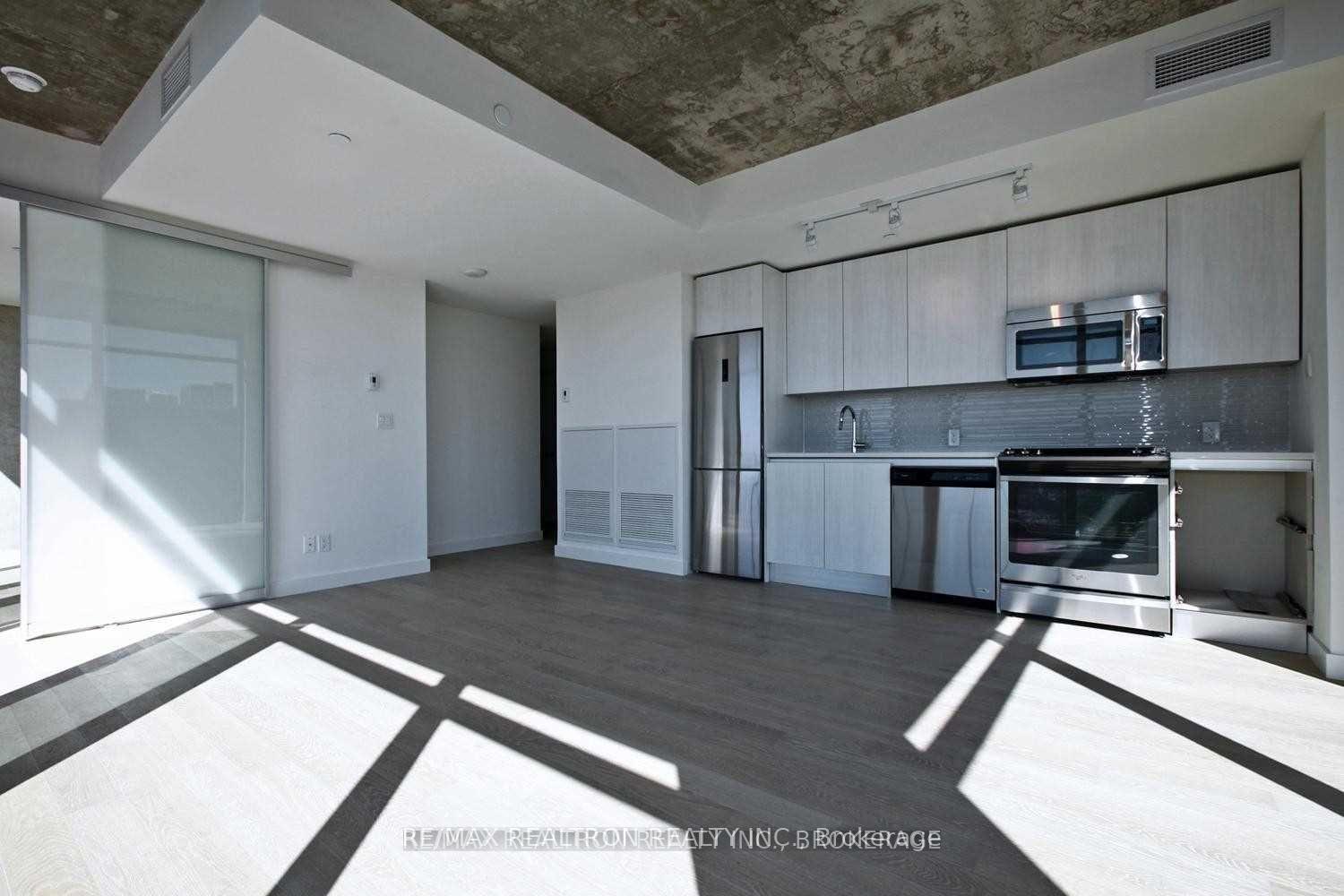 Photo 12 of Unit 1602, 111 Bathurst Street, Toronto, Waterfront Communities — HOMEH