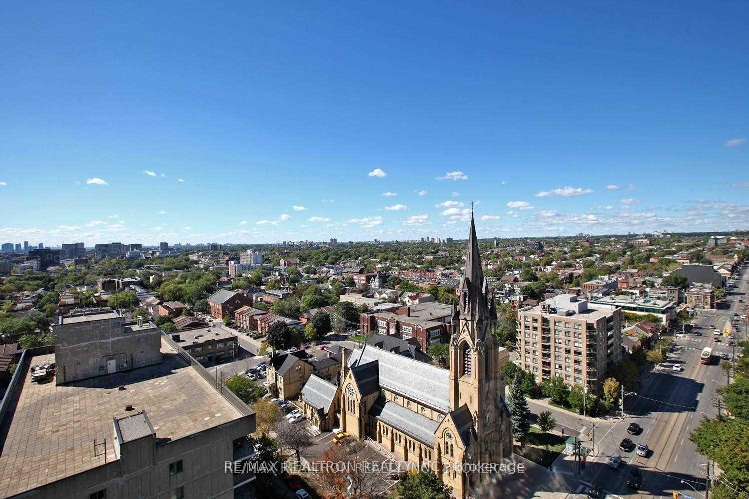 Photo 32 of Unit 1602, 111 Bathurst Street, Toronto, Waterfront Communities — HOMEH