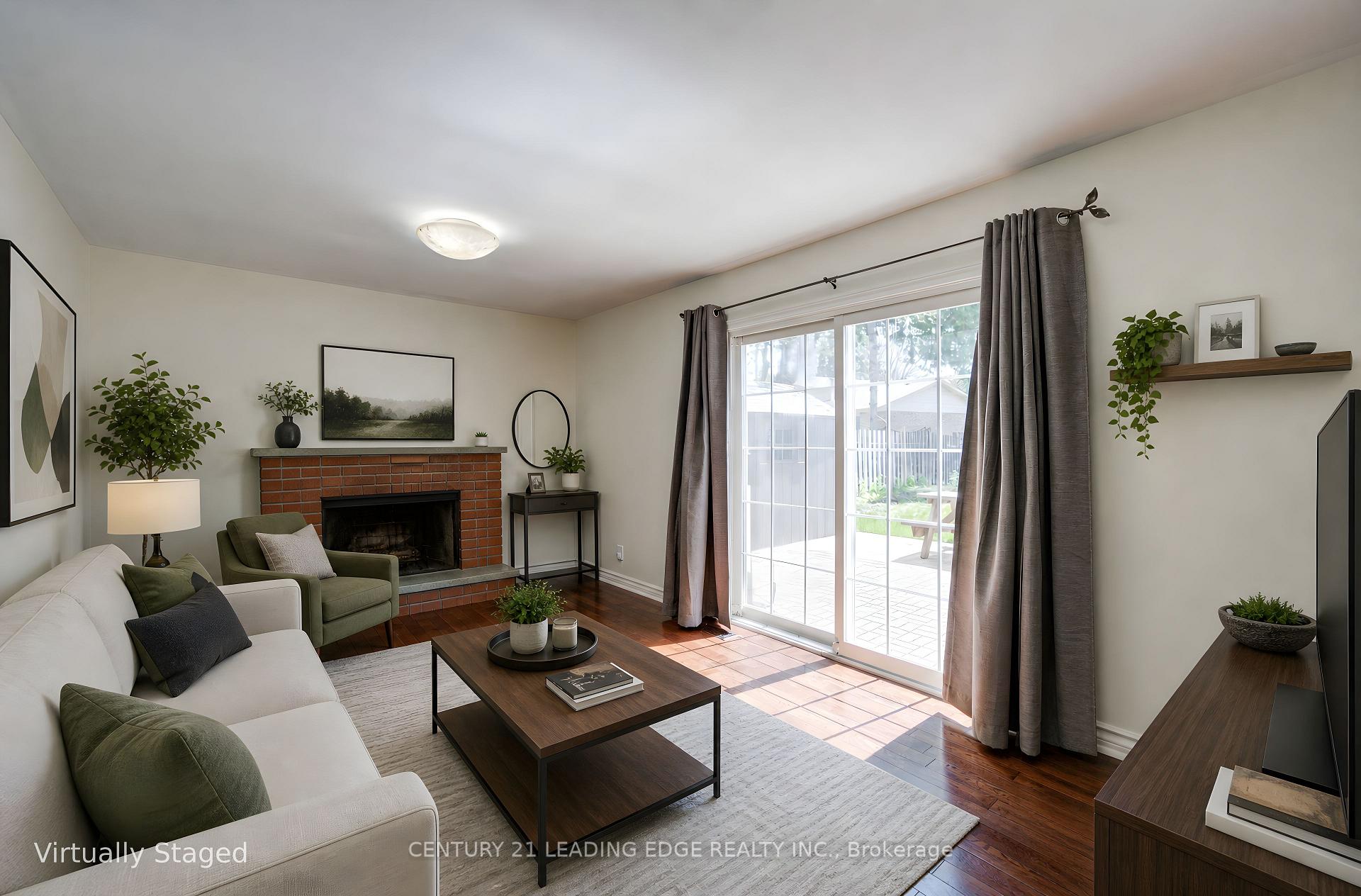 Photo 9 of 43 Carlton Road, Markham, Unionville — HOMEH