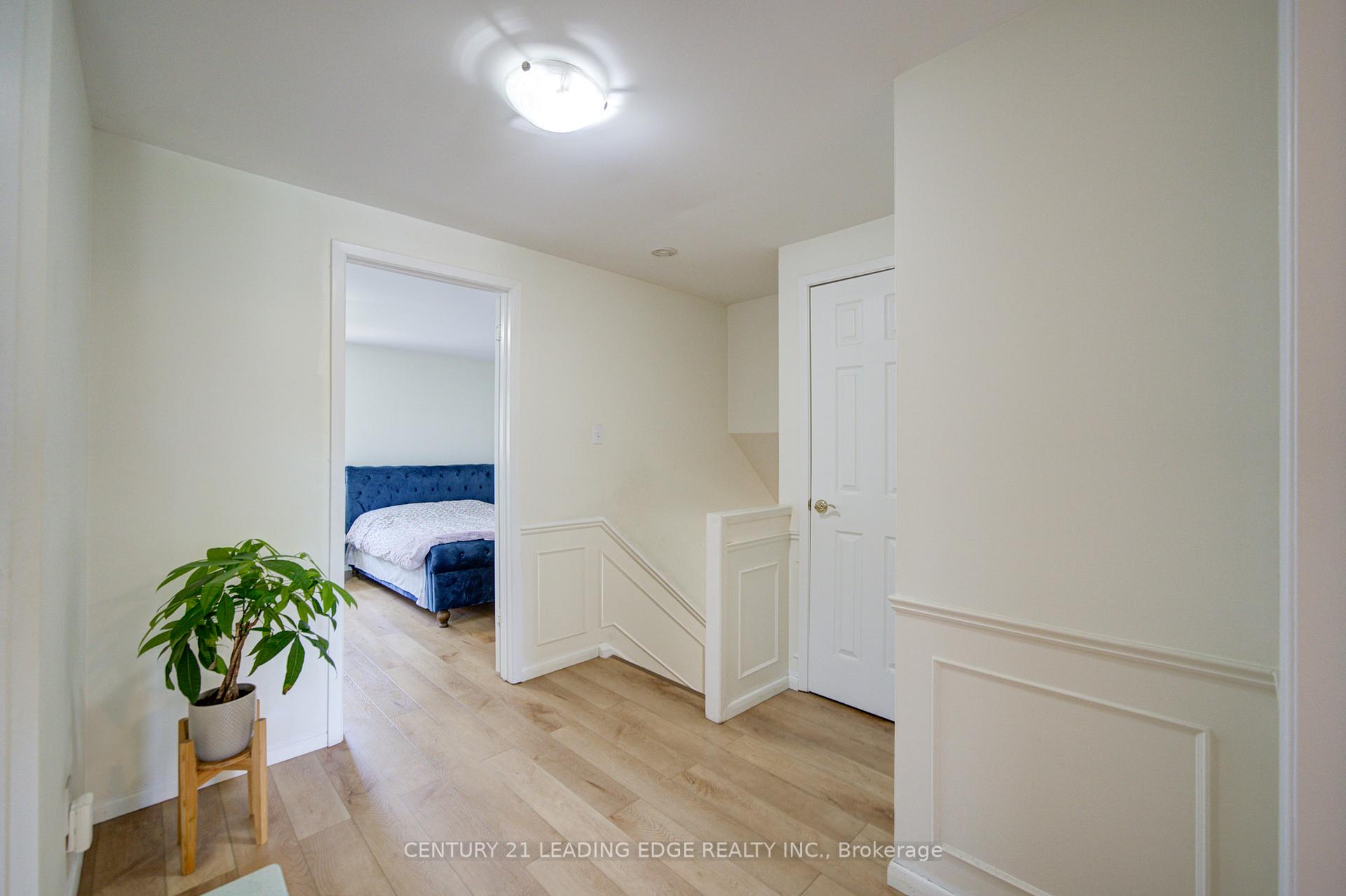 Photo 11 of 43 Carlton Road, Markham, Unionville — HOMEH