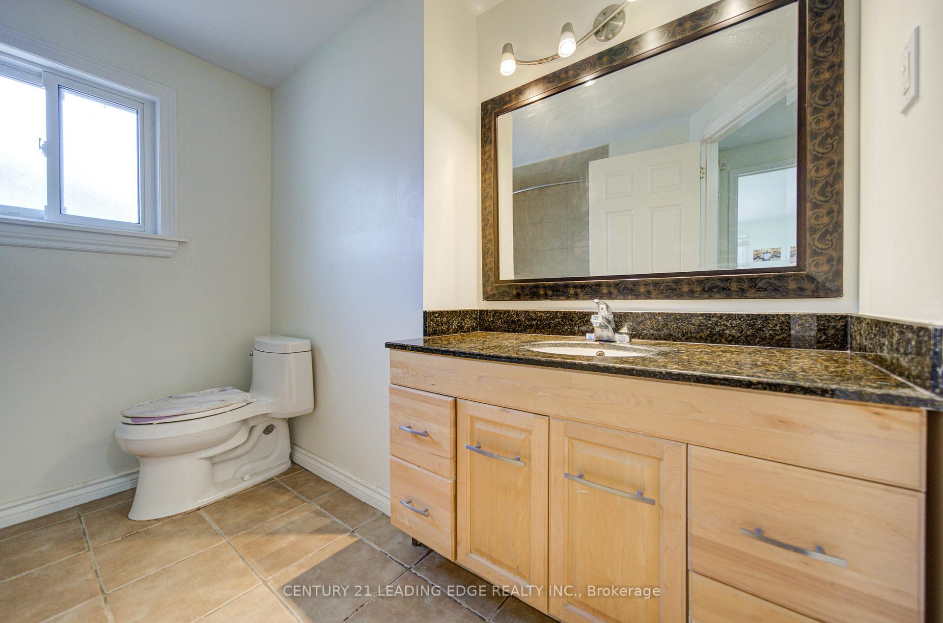 Photo 20 of 43 Carlton Road, Markham, Unionville — HOMEH