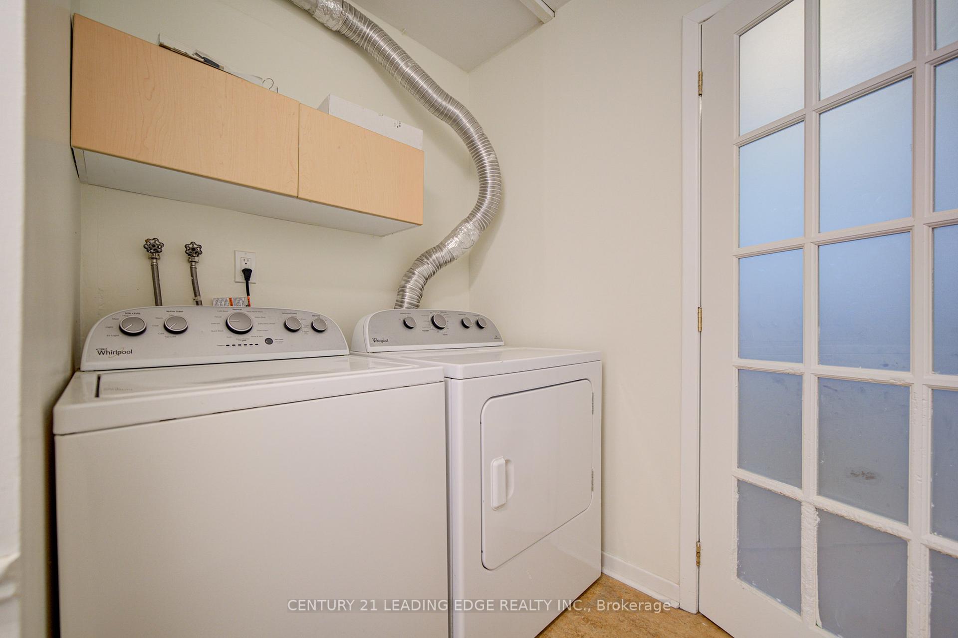 Photo 23 of 43 Carlton Road, Markham, Unionville — HOMEH