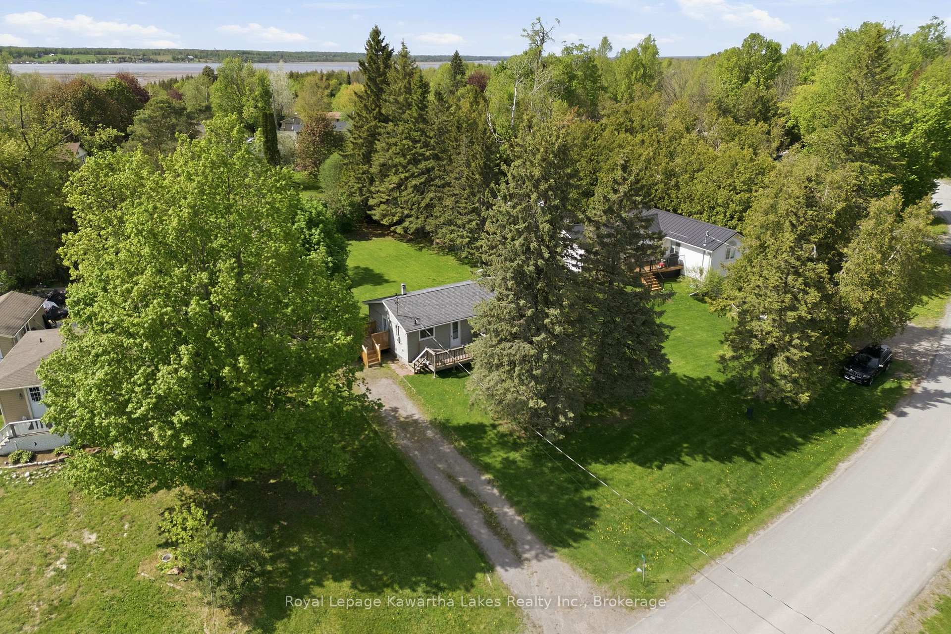 Photo 6 of 16 Marilyn Crescent, Kawartha Lakes, Emily — HOMEH