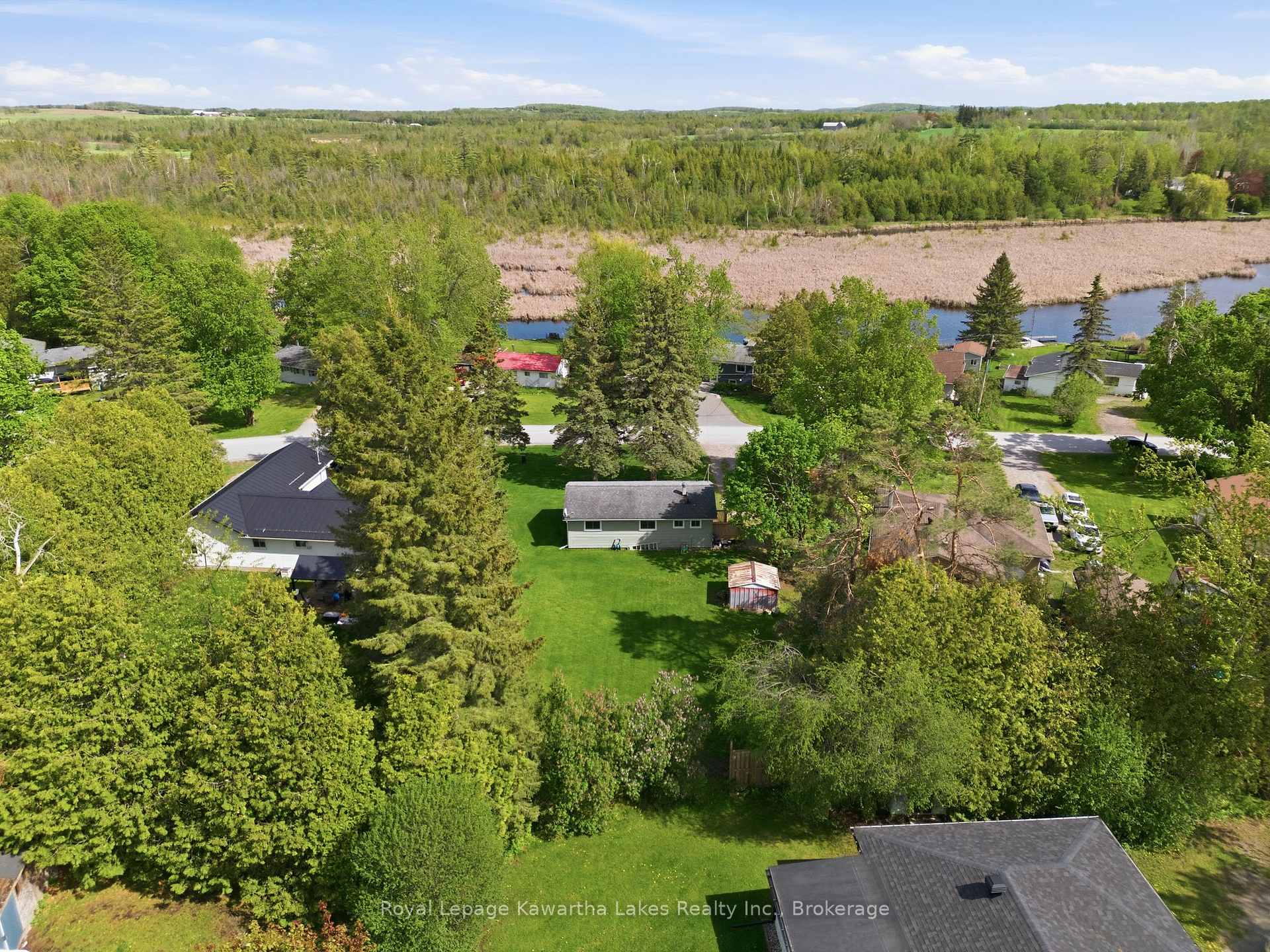 Photo 25 of 16 Marilyn Crescent, Kawartha Lakes, Emily — HOMEH
