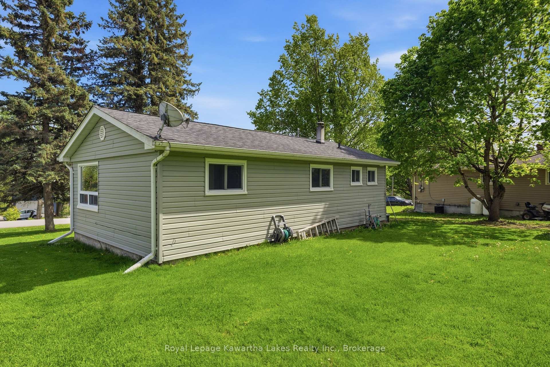 Photo 28 of 16 Marilyn Crescent, Kawartha Lakes, Emily — HOMEH