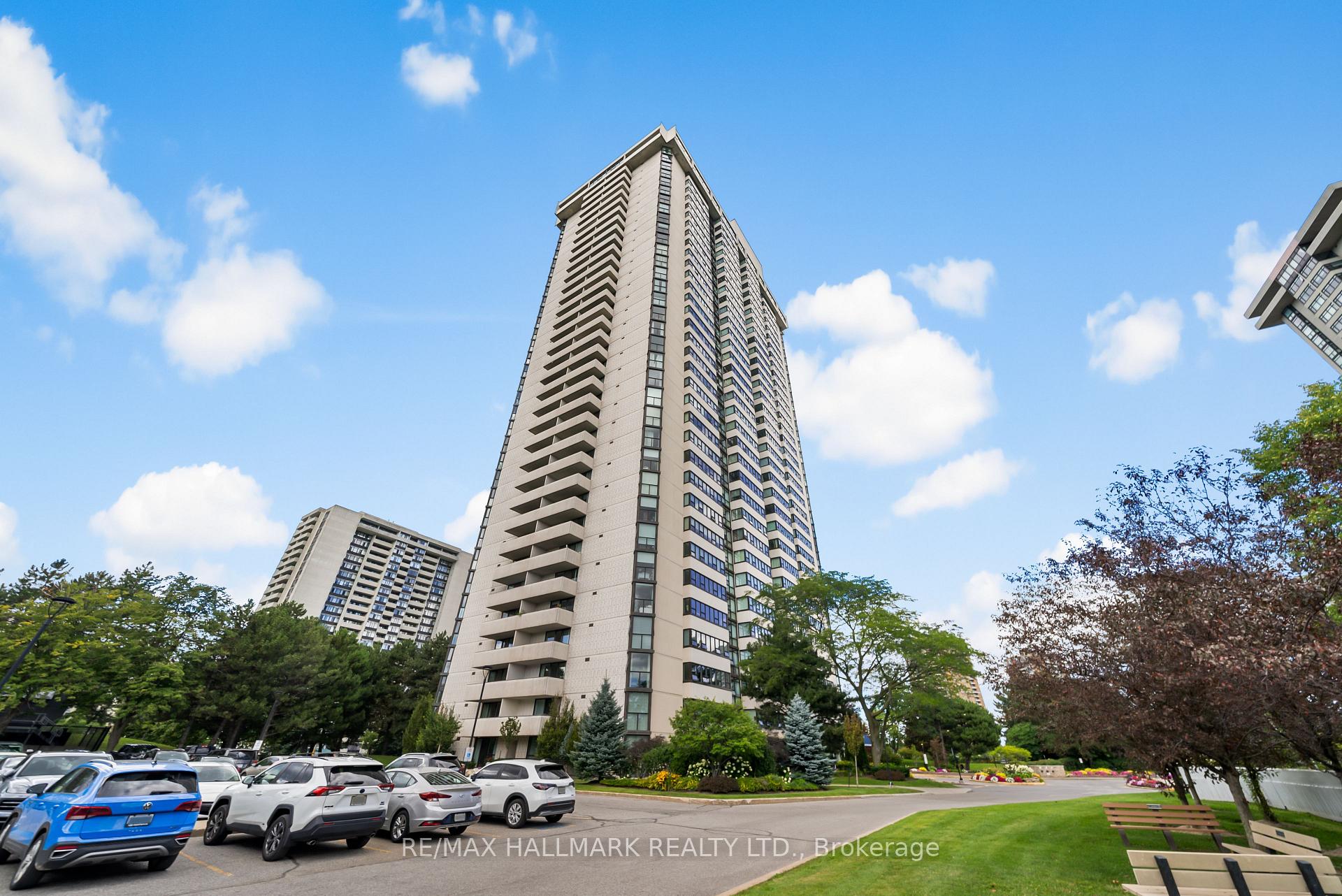 Front of Unit 103, 3303 Don Mills Road