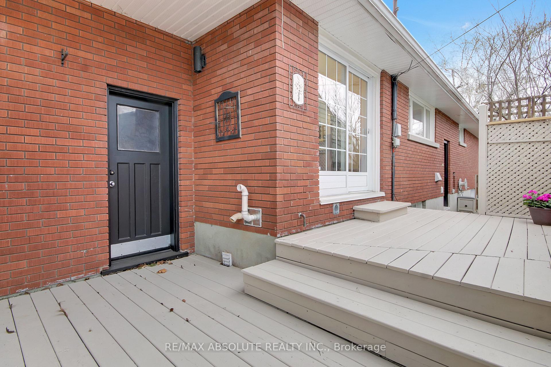 Photo 36 of 731 Dovercourt Avenue, Ottawa, McKellar/Highland — HOMEH