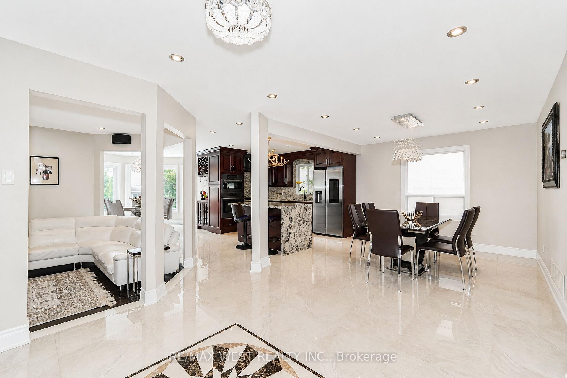 Photo 3 of 67 Dawlish Avenue, Aurora, Aurora Highlands — HOMEH