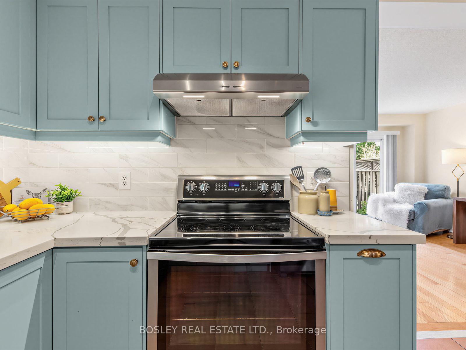 Photo 9 of Unit 29, 1489 Heritage Way, Oakville, Glen Abbey — HOMEH