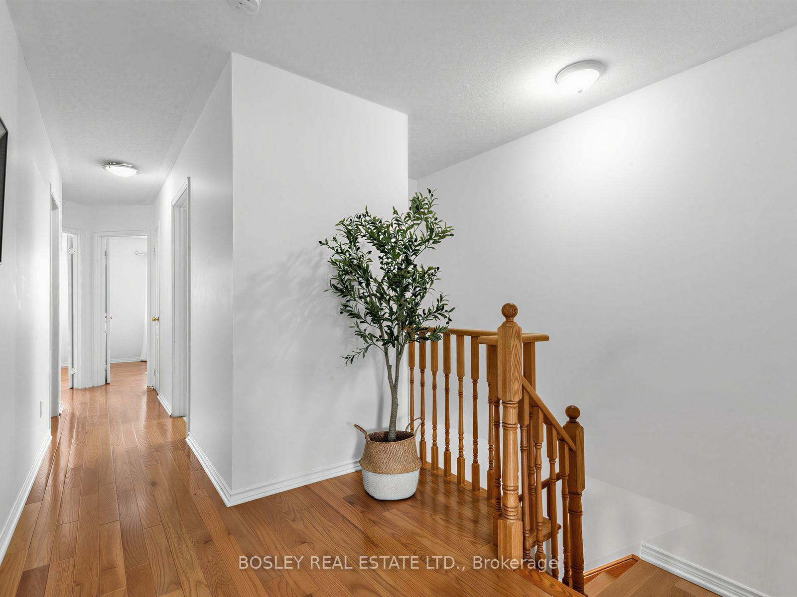 Photo 15 of Unit 29, 1489 Heritage Way, Oakville, Glen Abbey — HOMEH