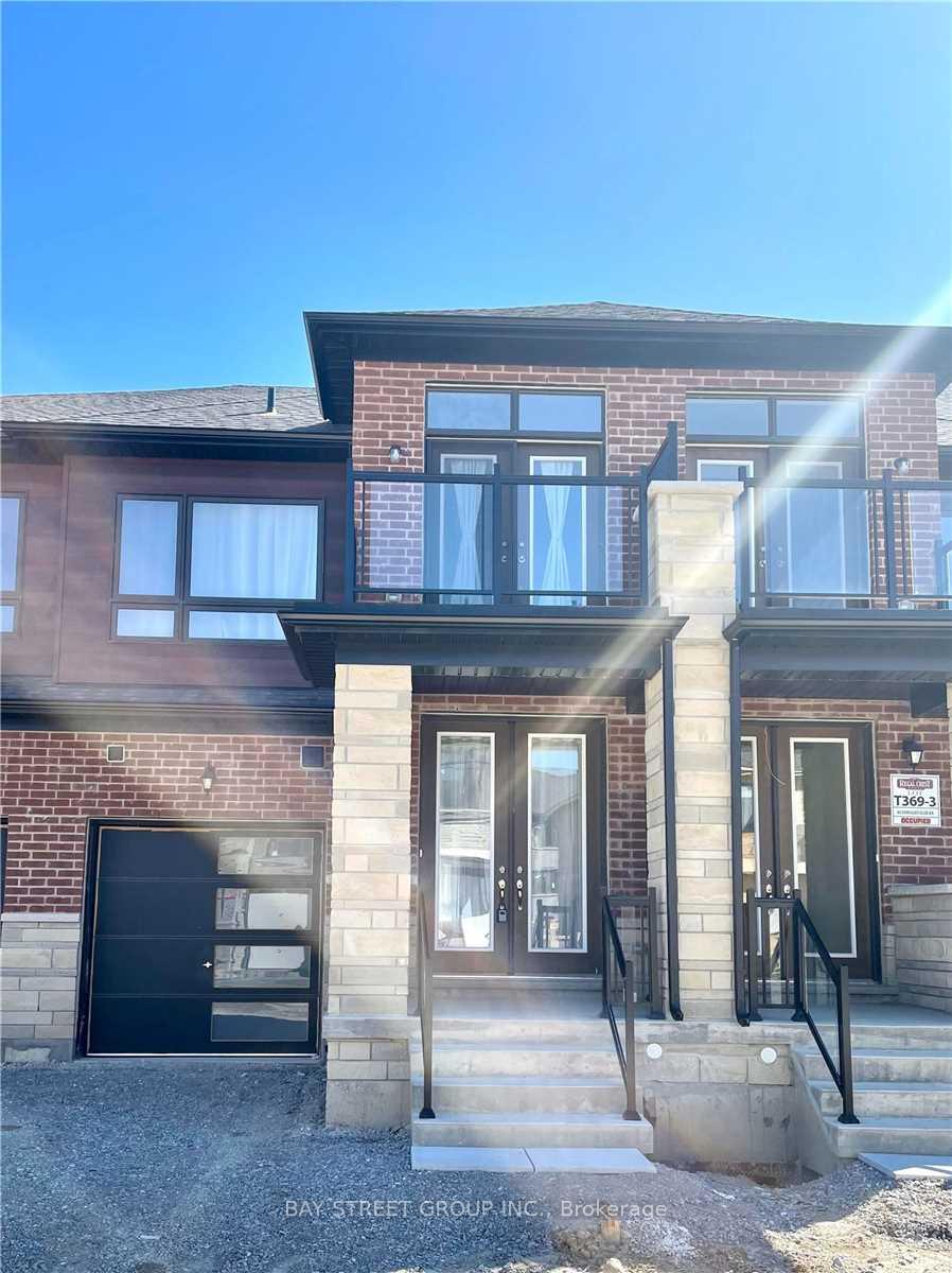 Front of 38 Hercules Club Drive