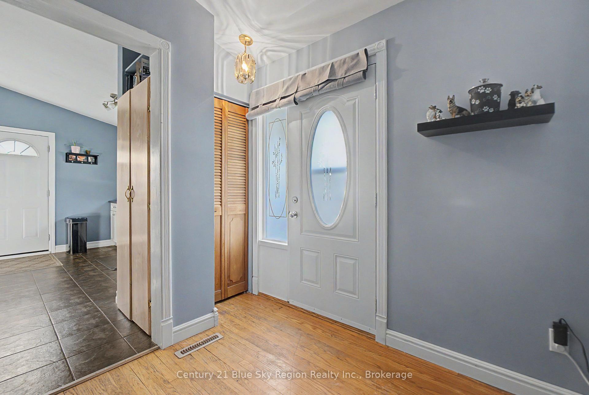 Photo 12 of 328 Mckenzie Avenue, North Bay, Widdifield — HOMEH